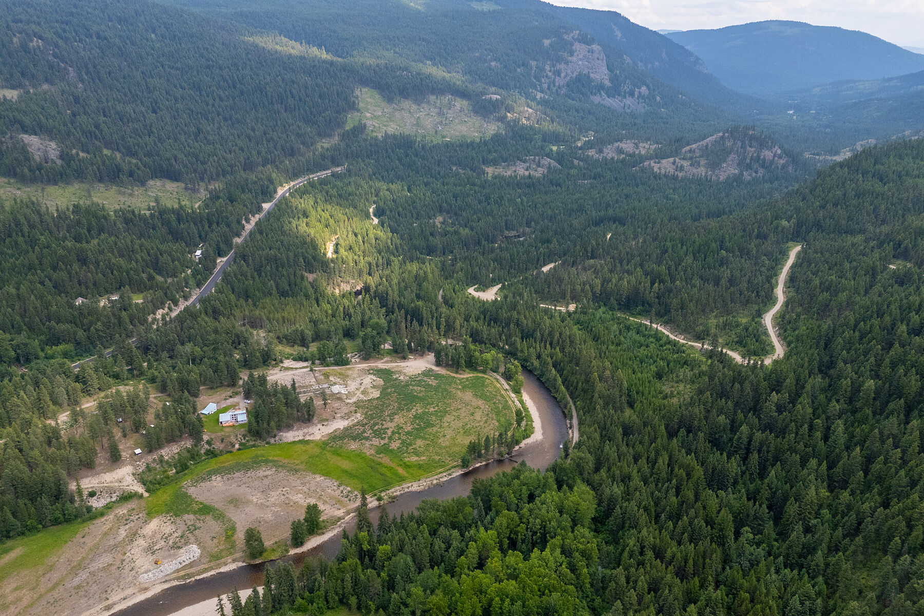  Kettle River Acreage - 物件實景