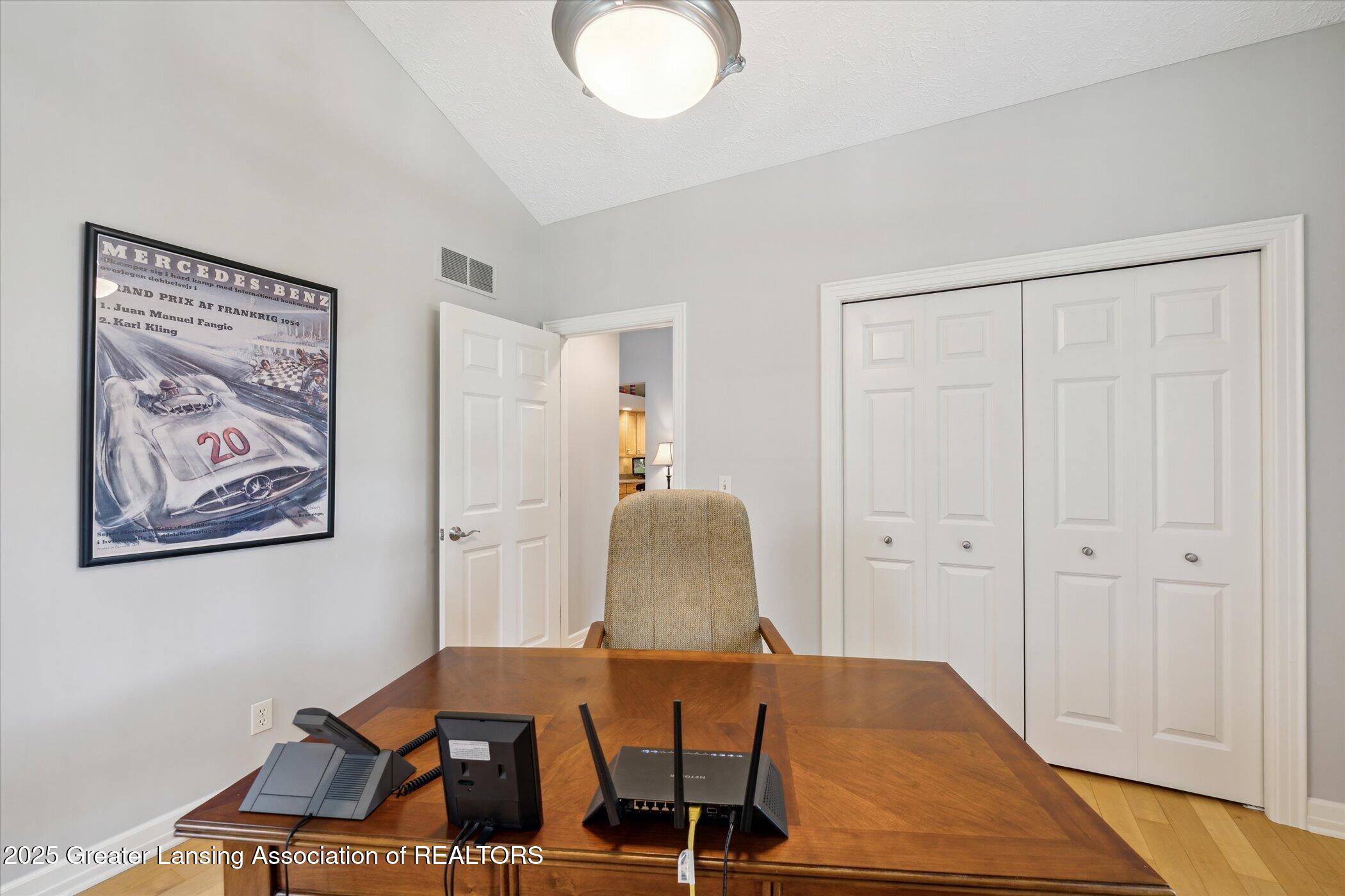 Bath, Michigan, 48808, United States, 4 Bedrooms Bedrooms, ,3 BathroomsBathrooms,Residential,For Sale,1890488