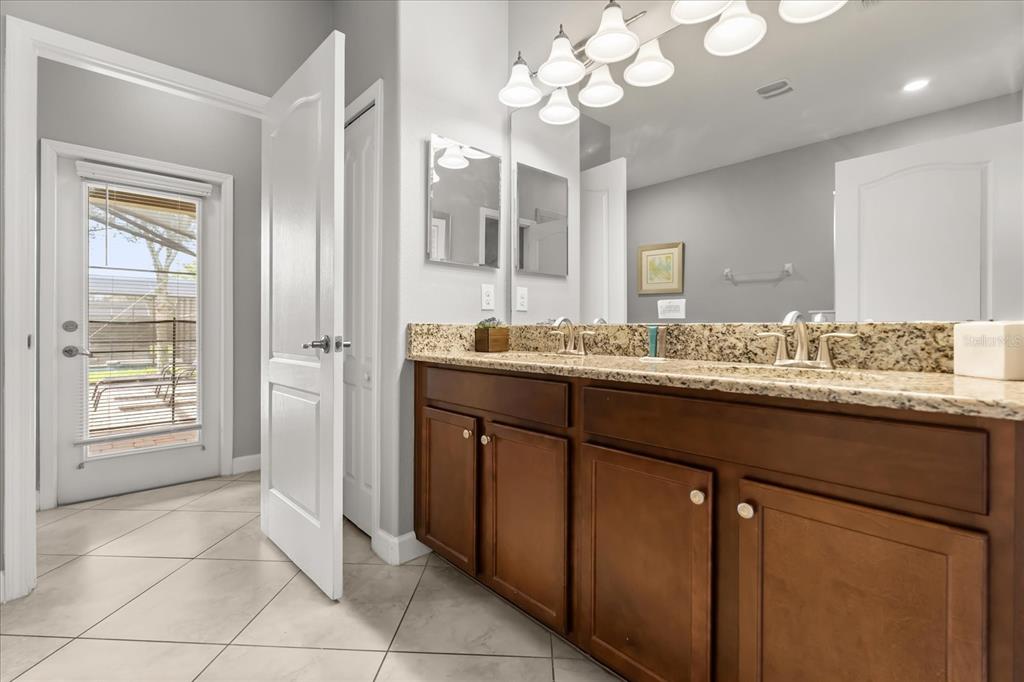 Davenport, Florida, 33896, United States, 8 Bedrooms Bedrooms, ,5 BathroomsBathrooms,Residential,For Sale,1896133