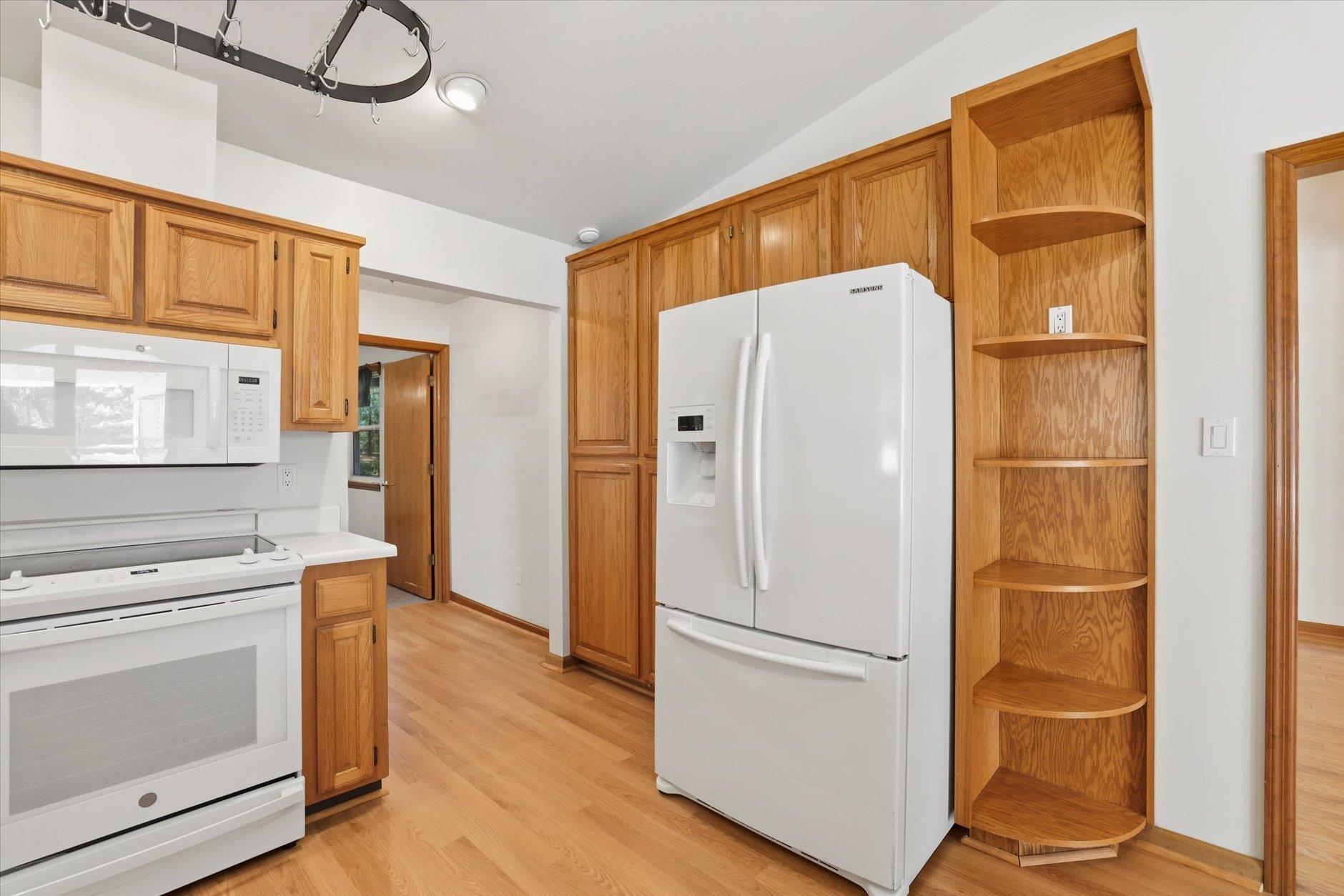 Tallahassee, Florida, 32303, United States, 4 Bedrooms Bedrooms, ,3 BathroomsBathrooms,Residential,For Sale,1964898