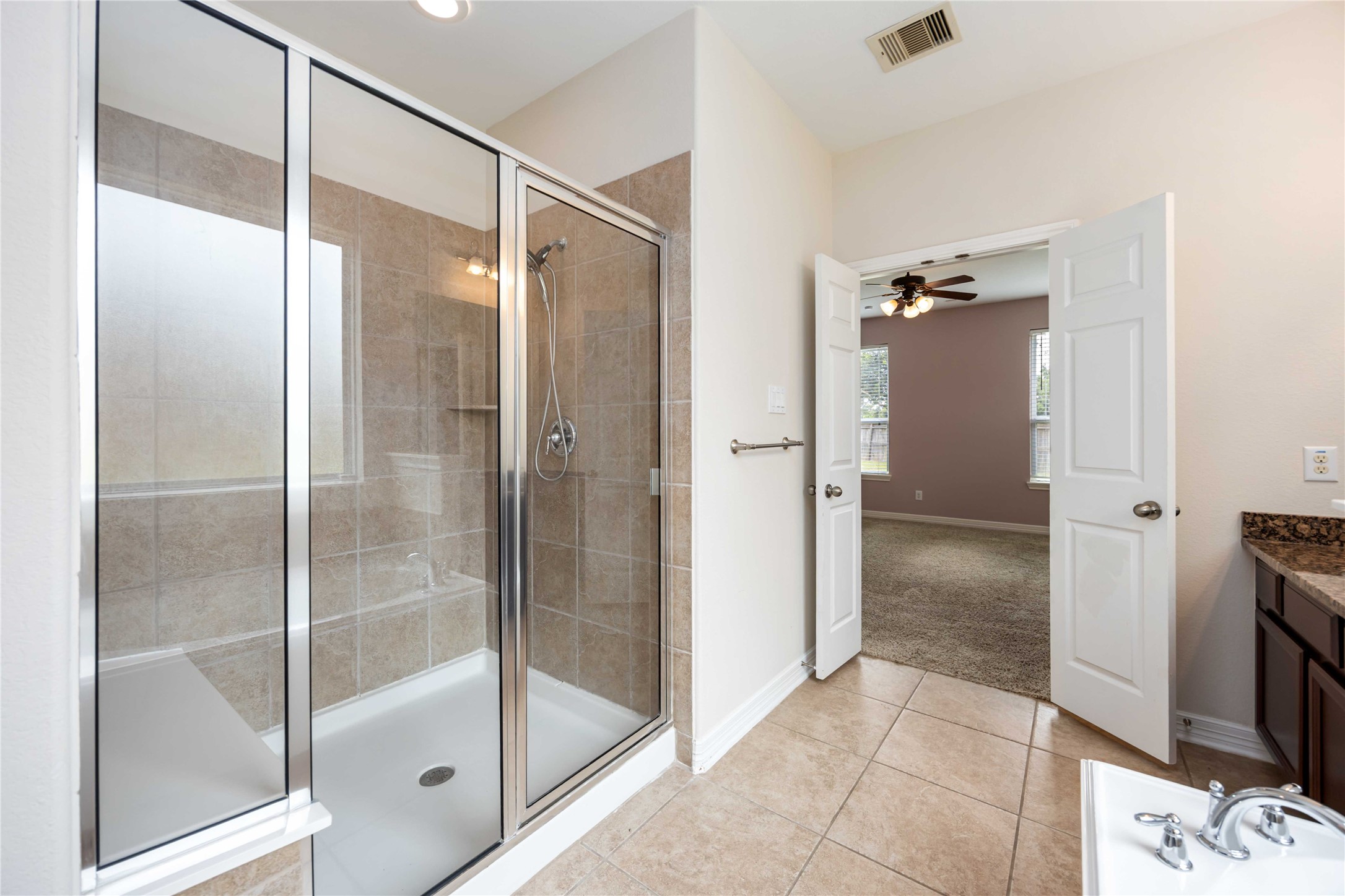 Missouri City, Texas, 77459, United States, 5 Bedrooms Bedrooms, ,4 BathroomsBathrooms,Residential,For Sale,1906951