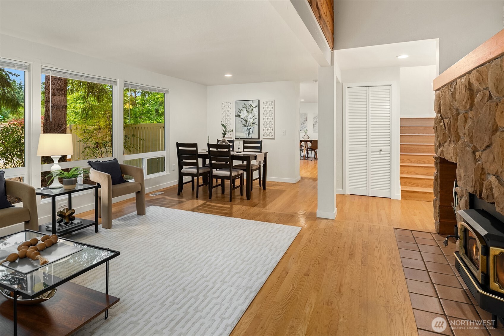 Redmond, Washington, 98052, United States, 4 Bedrooms Bedrooms, ,3 BathroomsBathrooms,Residential,For Sale,1911973