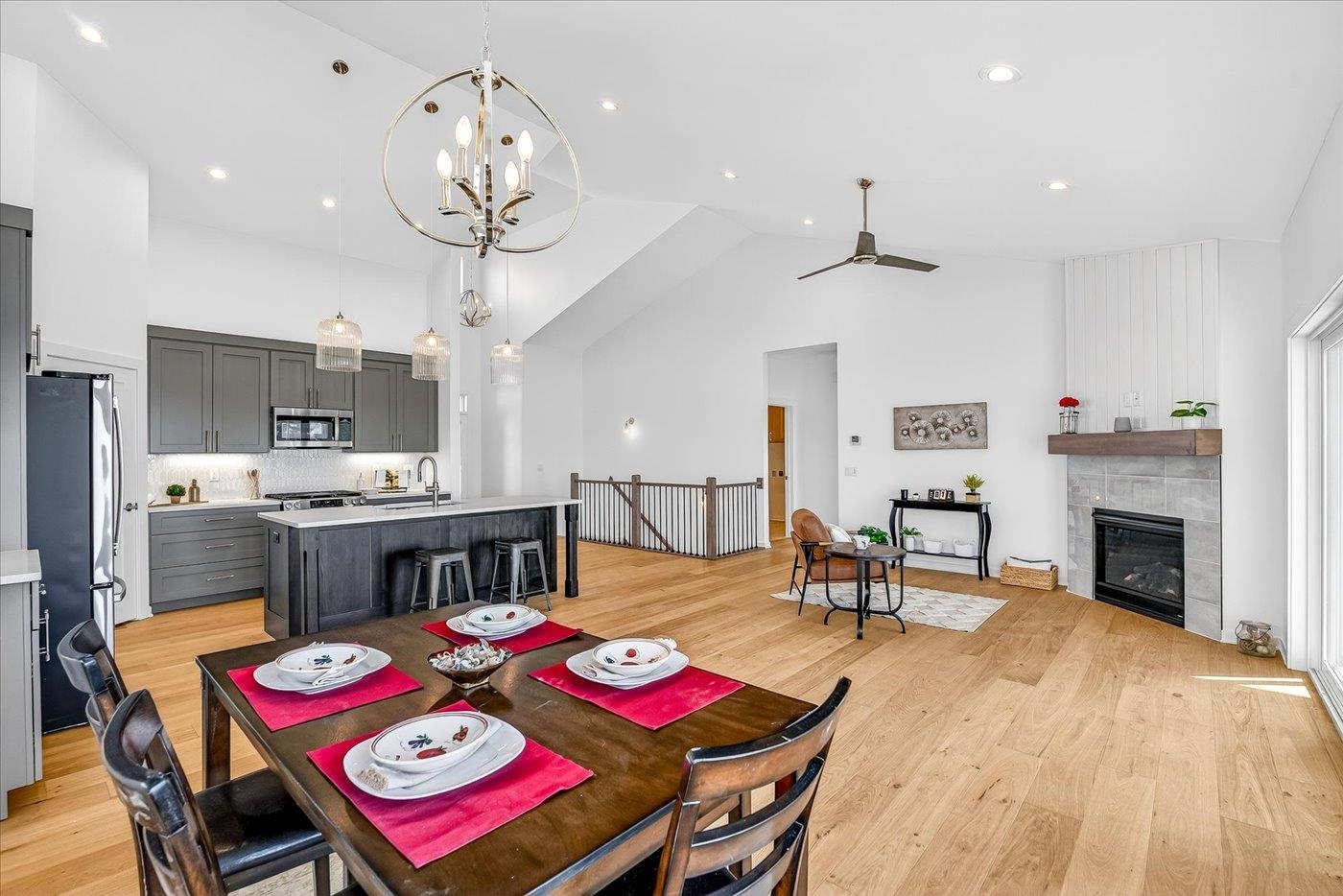 Waunakee, Wisconsin, 53597, United States, 3 Bedrooms Bedrooms, ,3 BathroomsBathrooms,Residential,For Sale,2031219