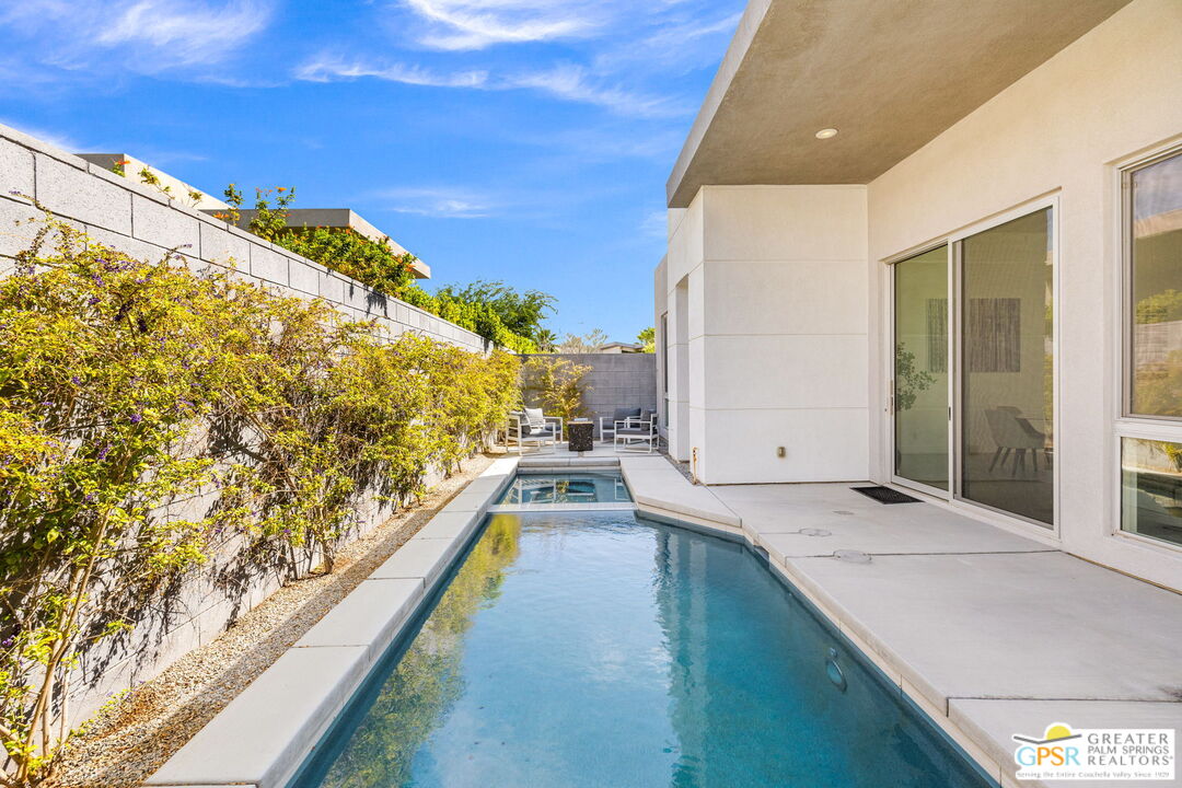 Palm Springs, California, 92262, United States, 3 Bedrooms Bedrooms, ,3 BathroomsBathrooms,Residential,For Sale,1927236