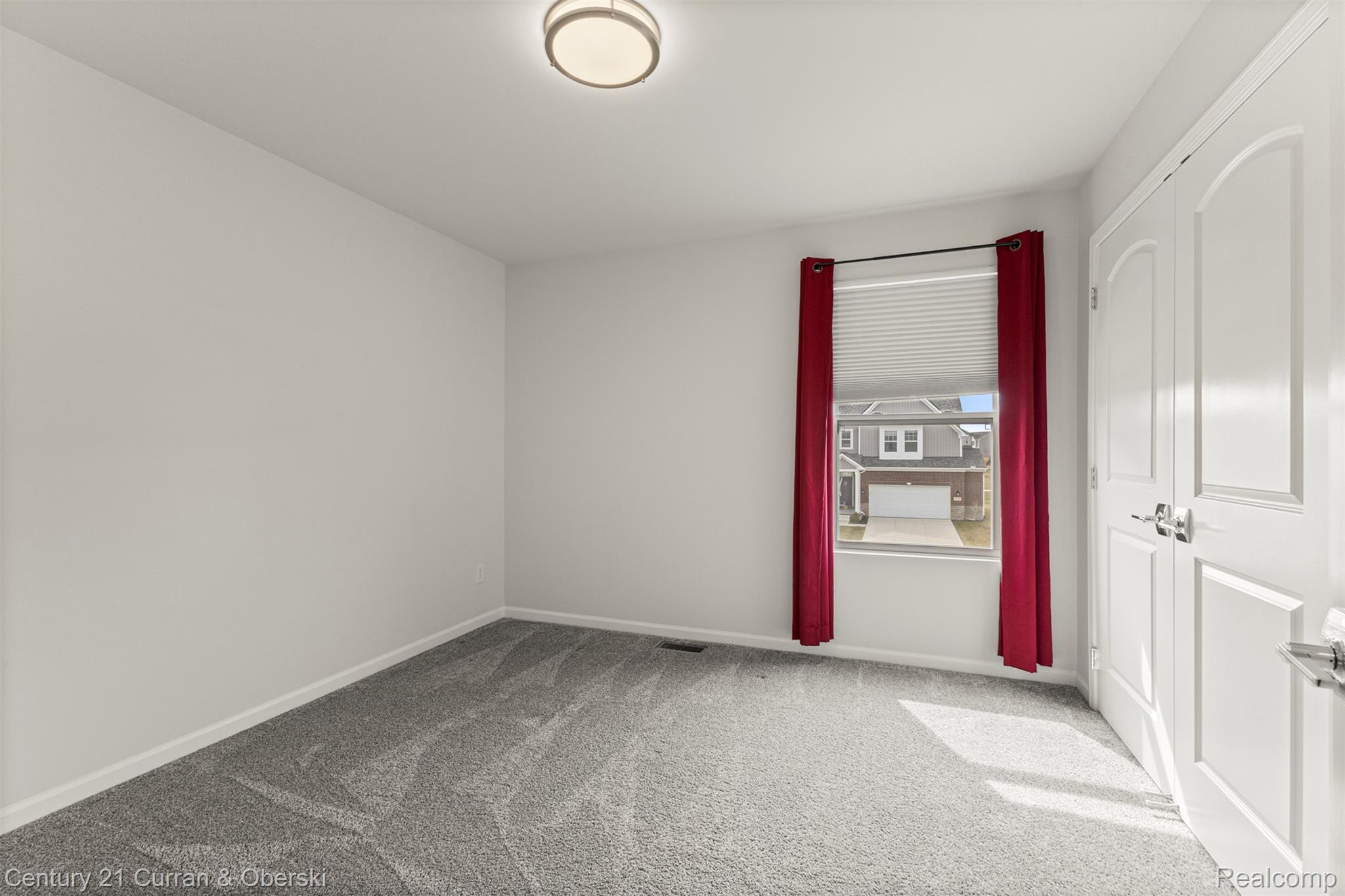 Saline Township, Michigan, 48176, United States, 4 Bedrooms Bedrooms, ,3 BathroomsBathrooms,Residential,For Sale,2048754