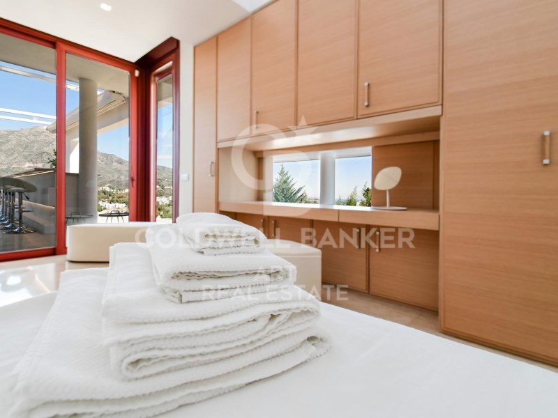 Marbella, Andalusia, ES, 5 Bedrooms Bedrooms, ,6 BathroomsBathrooms,Residential,For Sale,1793591