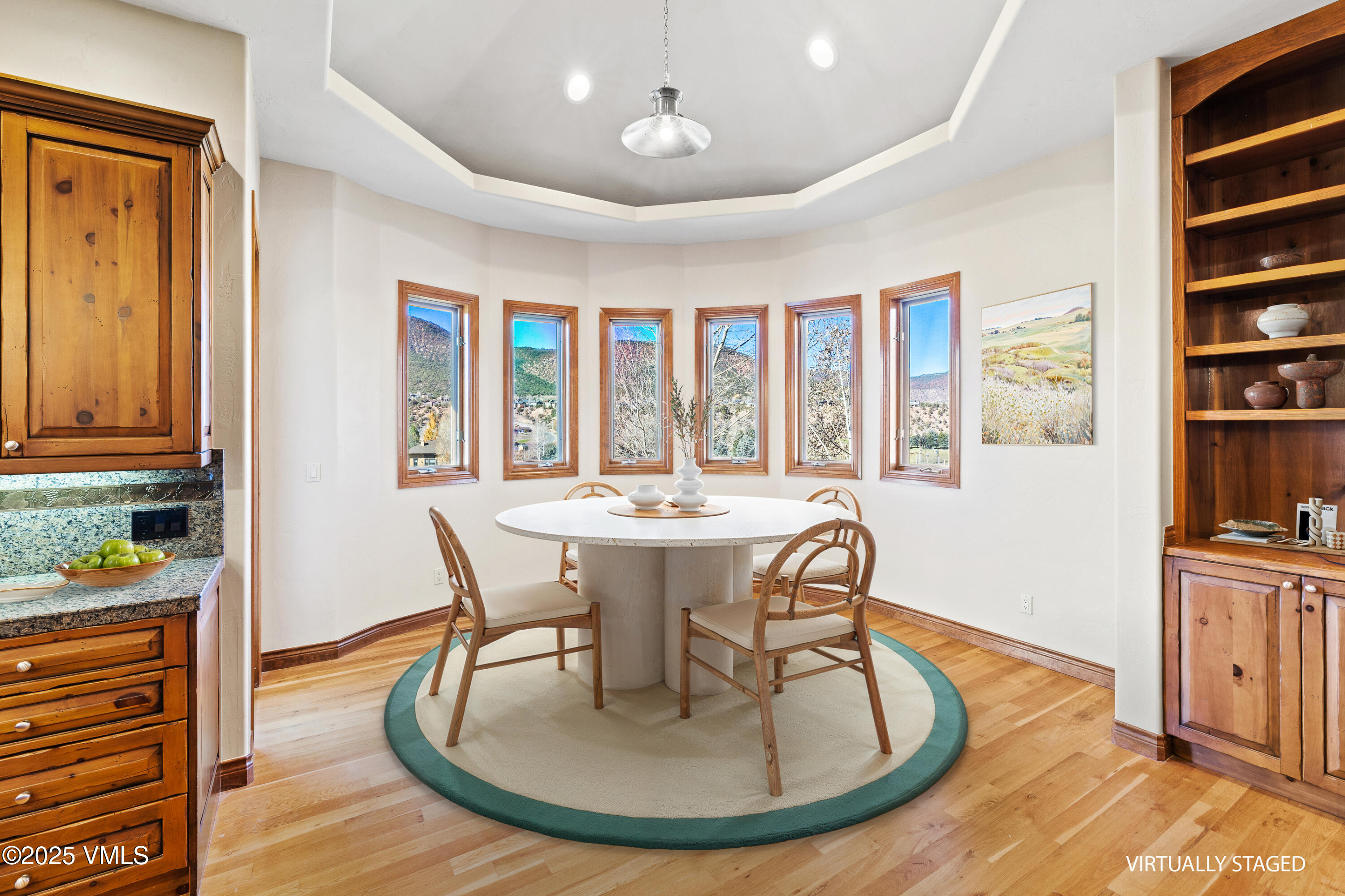 Gypsum, Colorado, 81637, United States, 6 Bedrooms Bedrooms, ,5 BathroomsBathrooms,Residential,For Sale,1987676