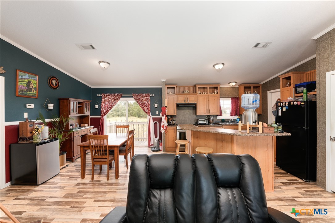 Bartlett, Texas, 76511, United States, 3 Bedrooms Bedrooms, ,2 BathroomsBathrooms,Residential,For Sale,1991211