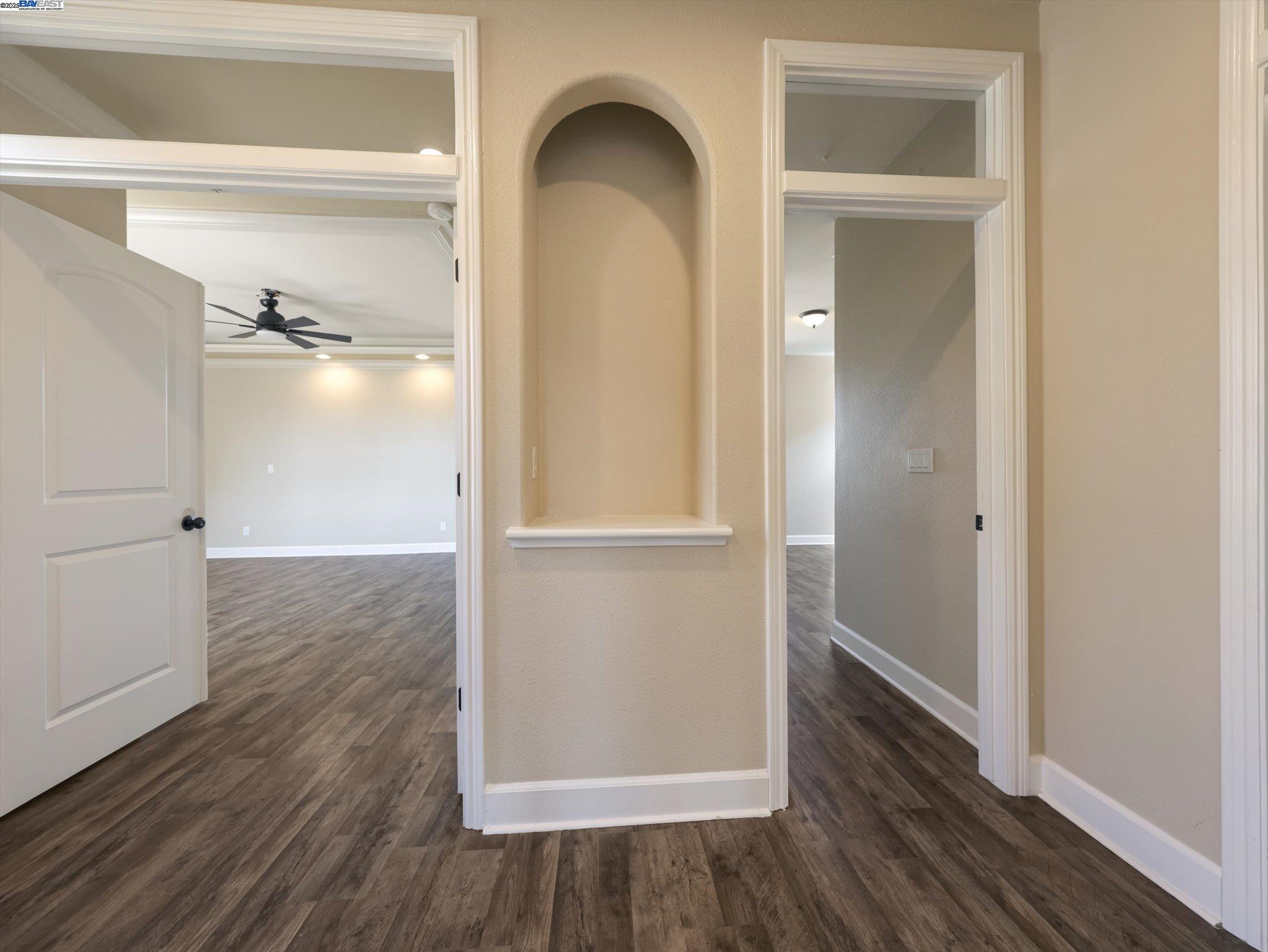 Vallejo, California, 94591, United States, 5 Bedrooms Bedrooms, ,5 BathroomsBathrooms,Residential,For Sale,2002289