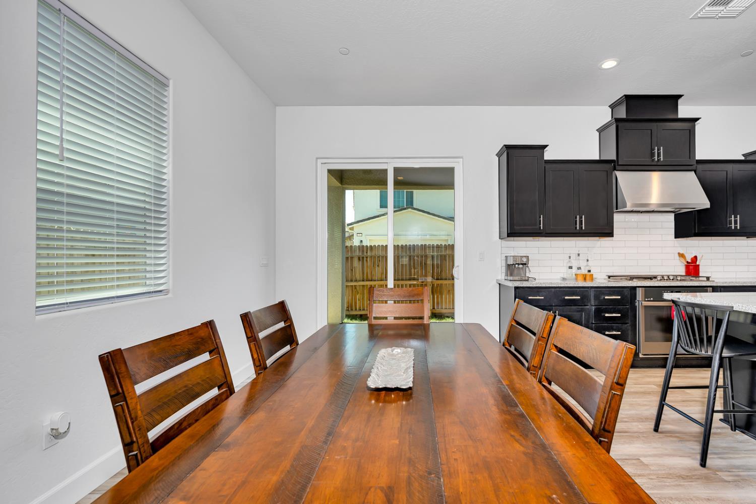 Madera, California, 93636, United States, 4 Bedrooms Bedrooms, ,4 BathroomsBathrooms,Residential,For Sale,1938347