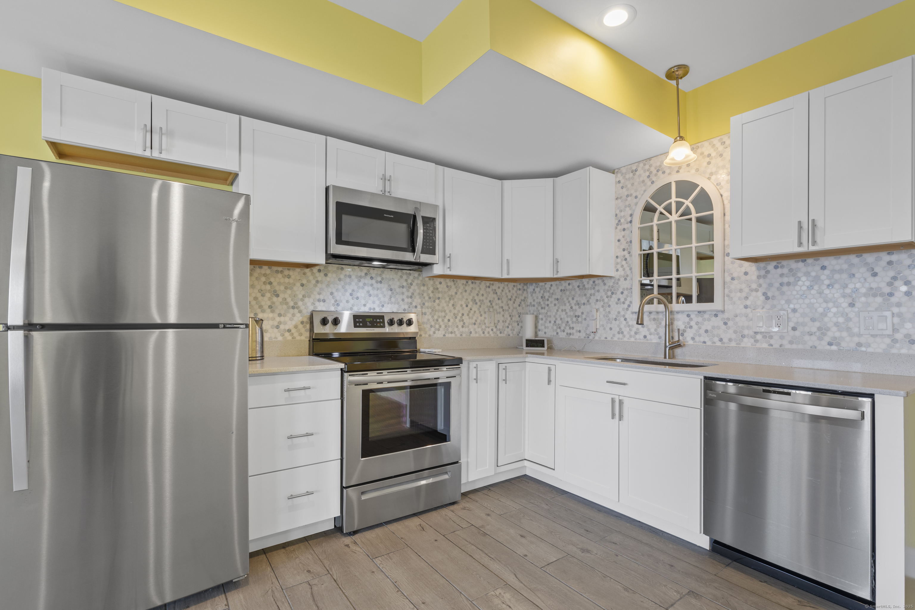 Wolcott, Connecticut, 06716, United States, 3 Bedrooms Bedrooms, ,4 BathroomsBathrooms,Residential,For Sale,1932015