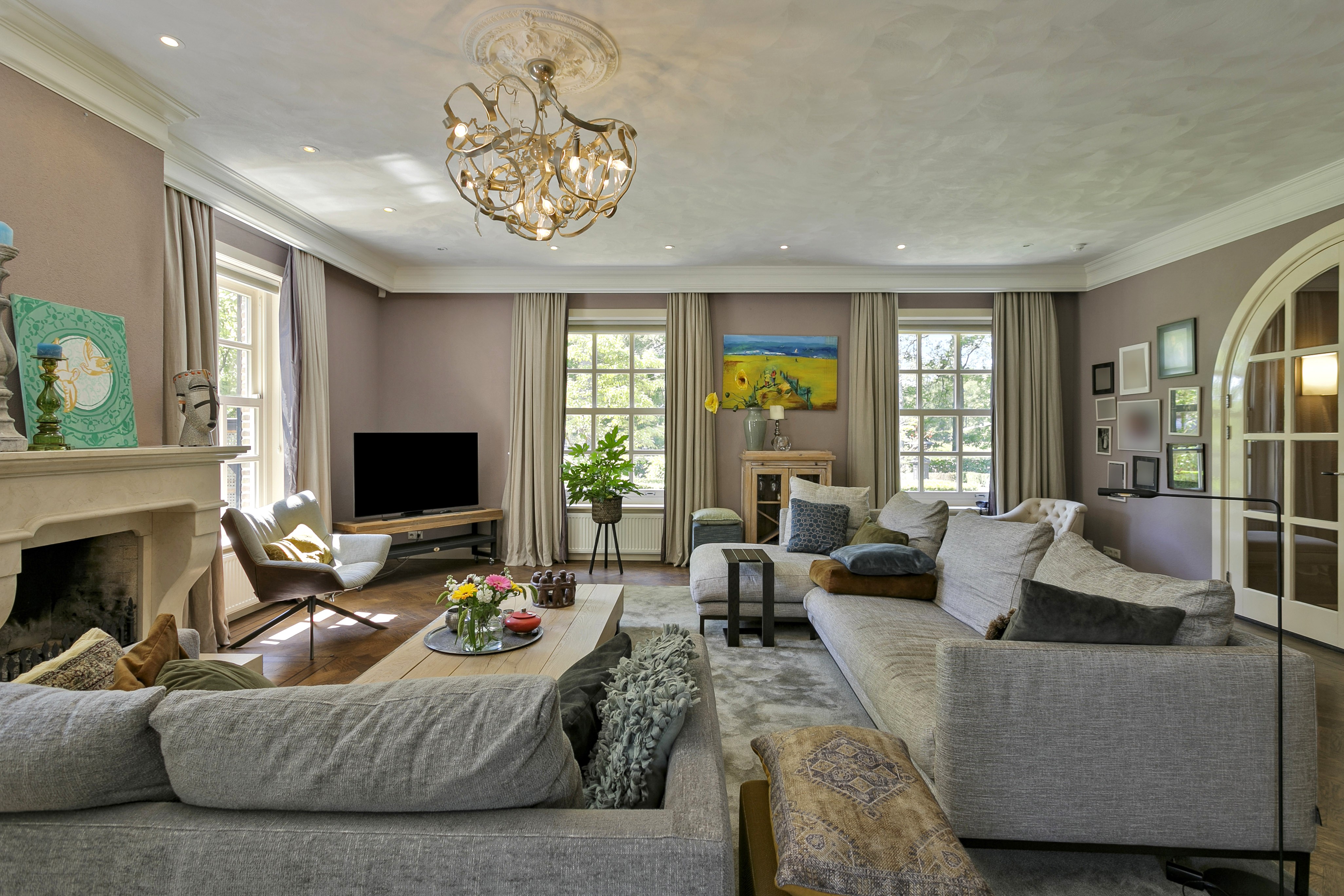  Stately elegance with a contemporary soul – a unique family residence - 物件實景