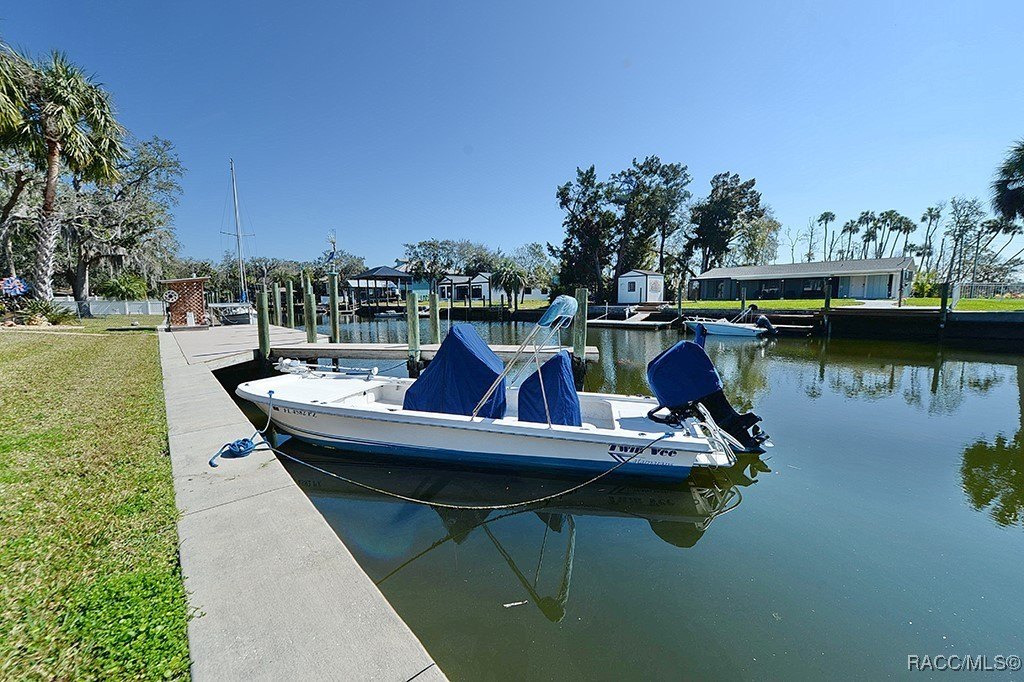 Crystal River, Florida, 34428, United States, 3 Bedrooms Bedrooms, ,3 BathroomsBathrooms,Residential,For Sale,1981624