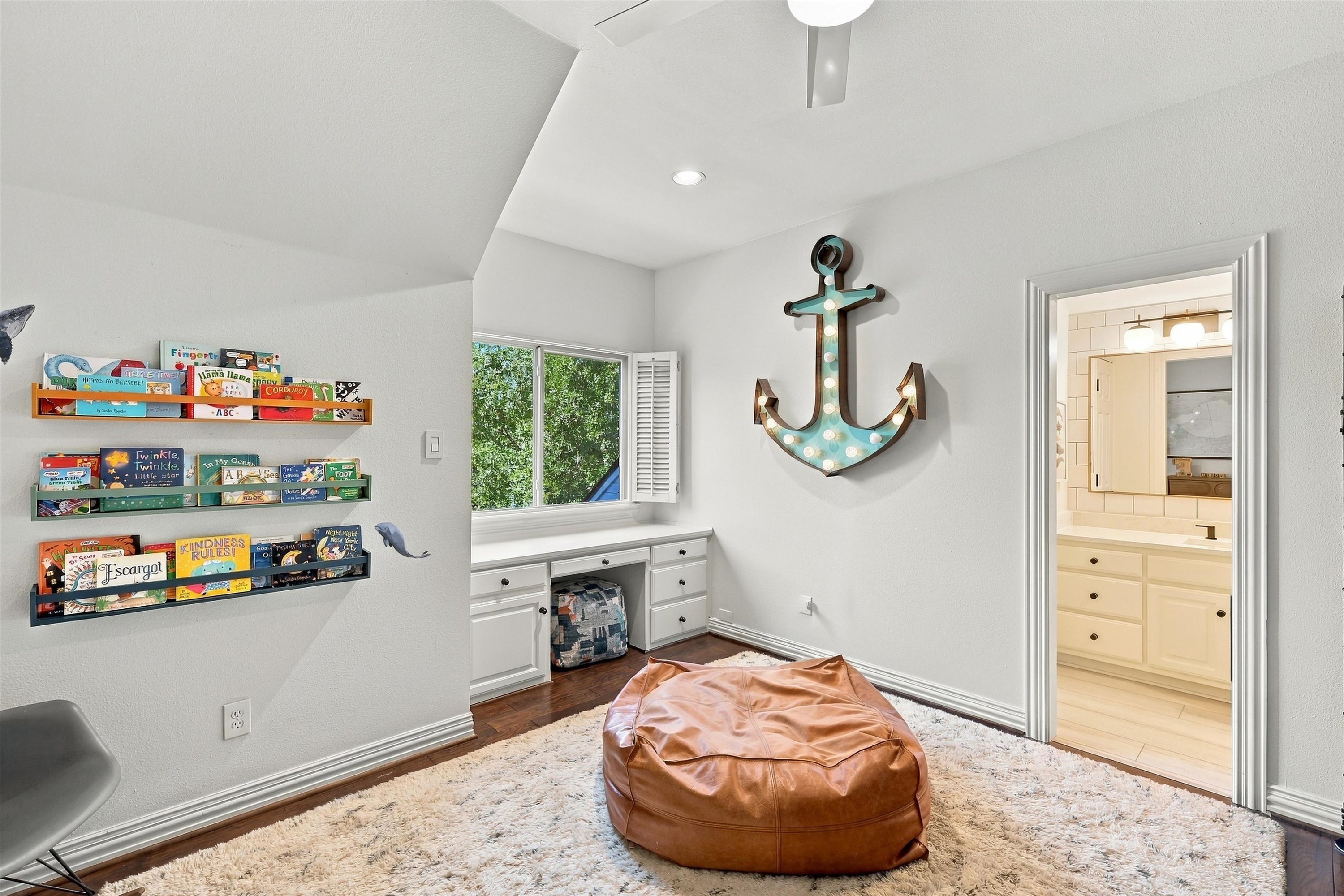  Timeless Character, Contemporary Style in Mansfield - 物件實景