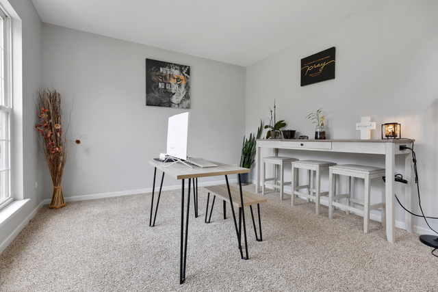 Elgin, Illinois, 60124, United States, 5 Bedrooms Bedrooms, ,3 BathroomsBathrooms,Residential,For Sale,1983976