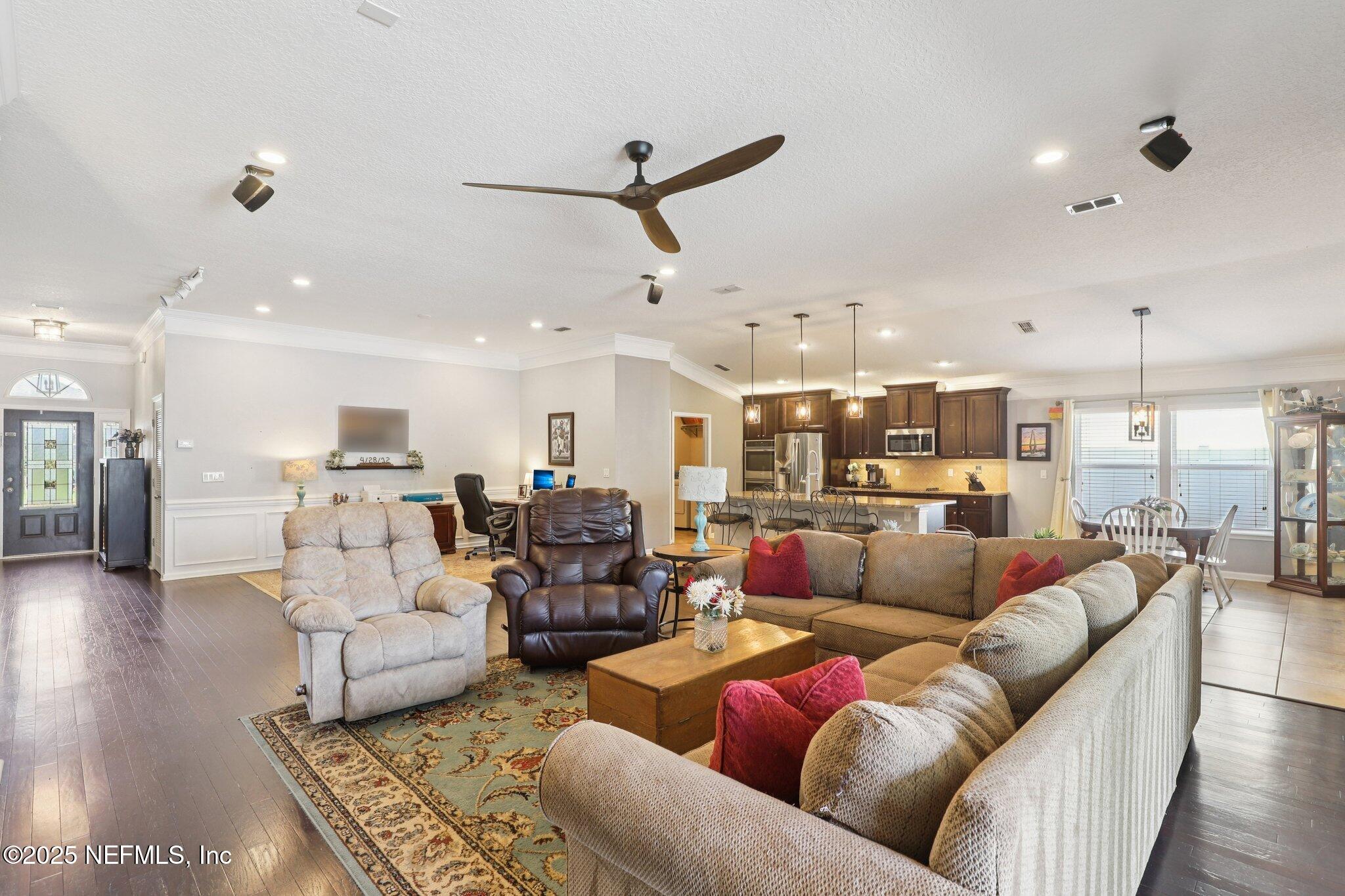 Green Cove Springs, Florida, 32043, United States, 4 Bedrooms Bedrooms, ,3 BathroomsBathrooms,Residential,For Sale,1985021