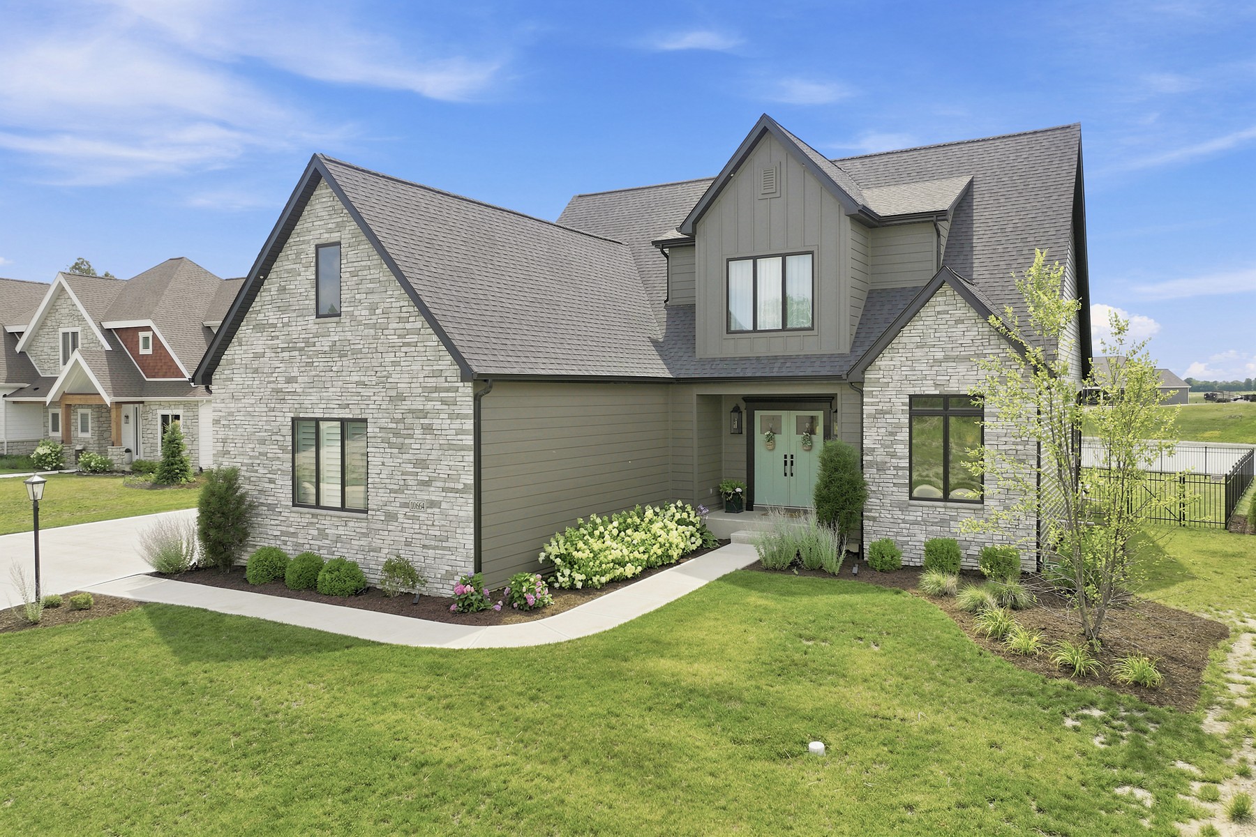  Better Than New Two Story Home in Desirable Fort Wayne Community - 物件實景