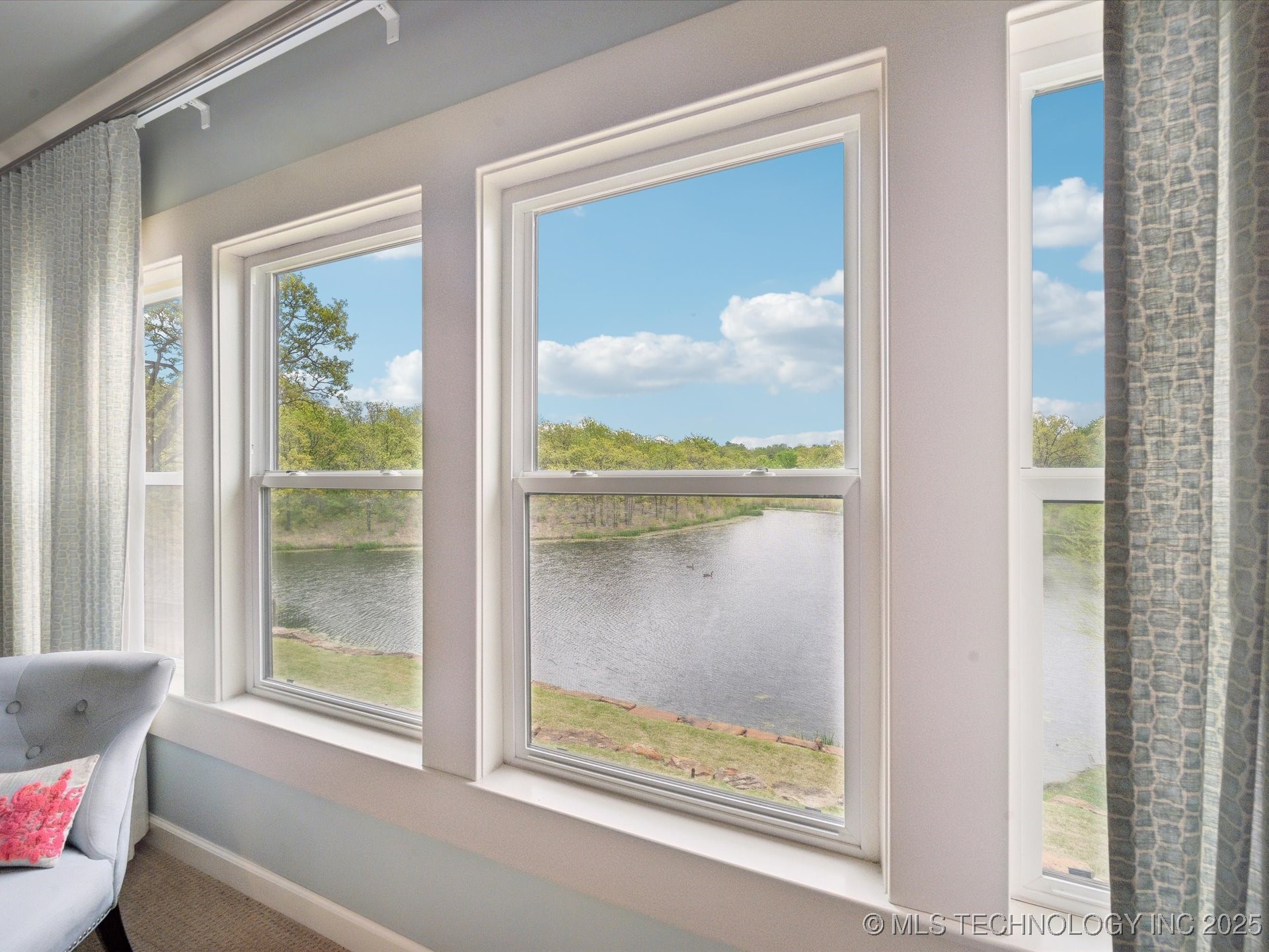 Sapulpa, Oklahoma, 74066, United States, 3 Bedrooms Bedrooms, ,3 BathroomsBathrooms,Residential,For Sale,1987728