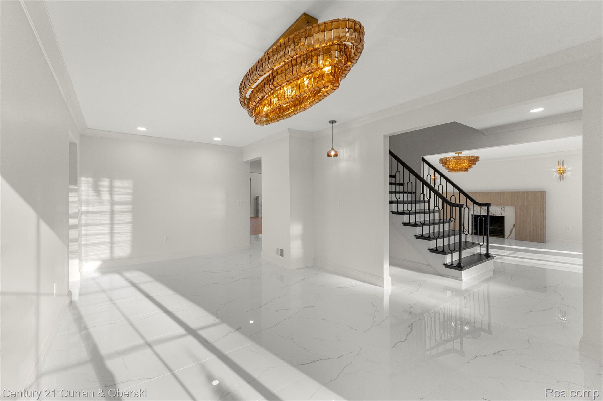 Dearborn, Michigan, 48128, United States, 5 Bedrooms Bedrooms, ,5 BathroomsBathrooms,Residential,For Sale,2030794