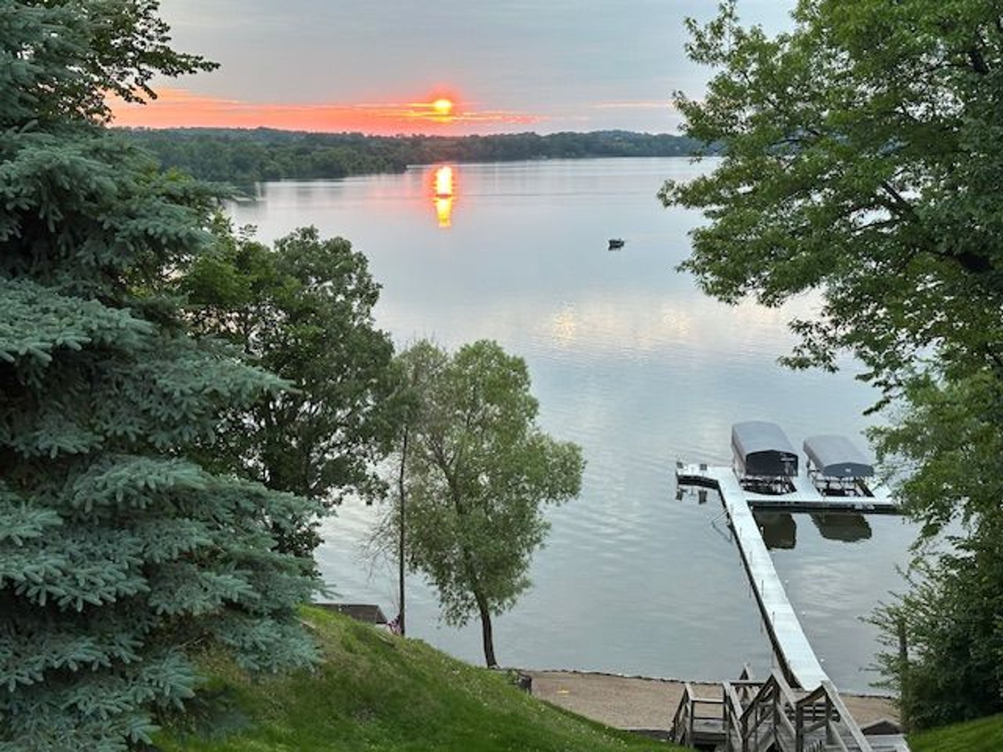  Exceptional Lake Cokato Retreat with Panoramic Sunset Views - 物件實景