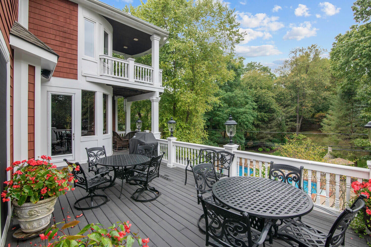 Northville, Michigan, 48167, United States, 4 Bedrooms Bedrooms, ,7 BathroomsBathrooms,Residential,For Sale,1991928