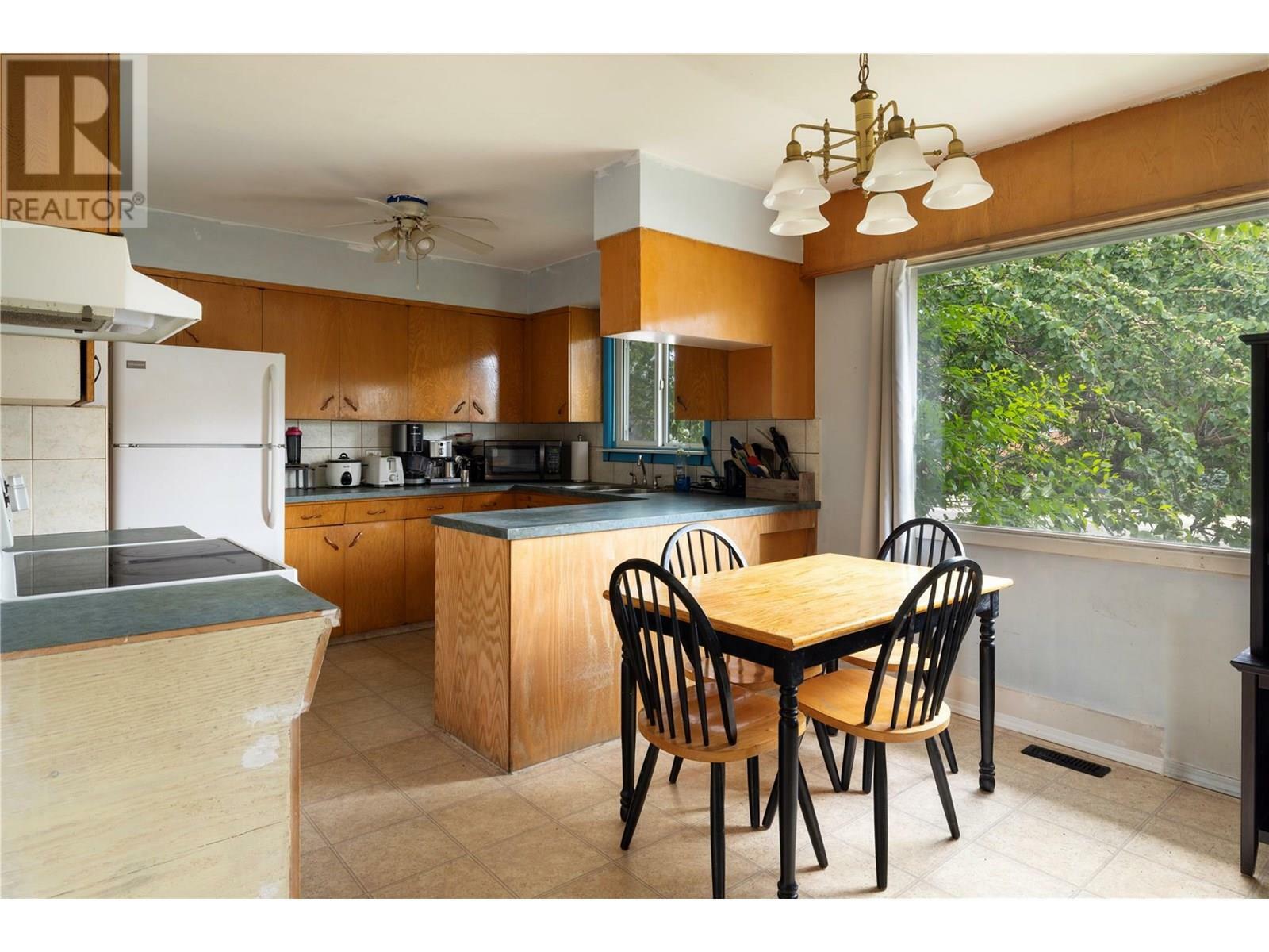 VERNON, British Columbia, V1T 3C2, CA, 4 Bedrooms Bedrooms, ,1 BathroomBathrooms,Residential,For Sale,1874937