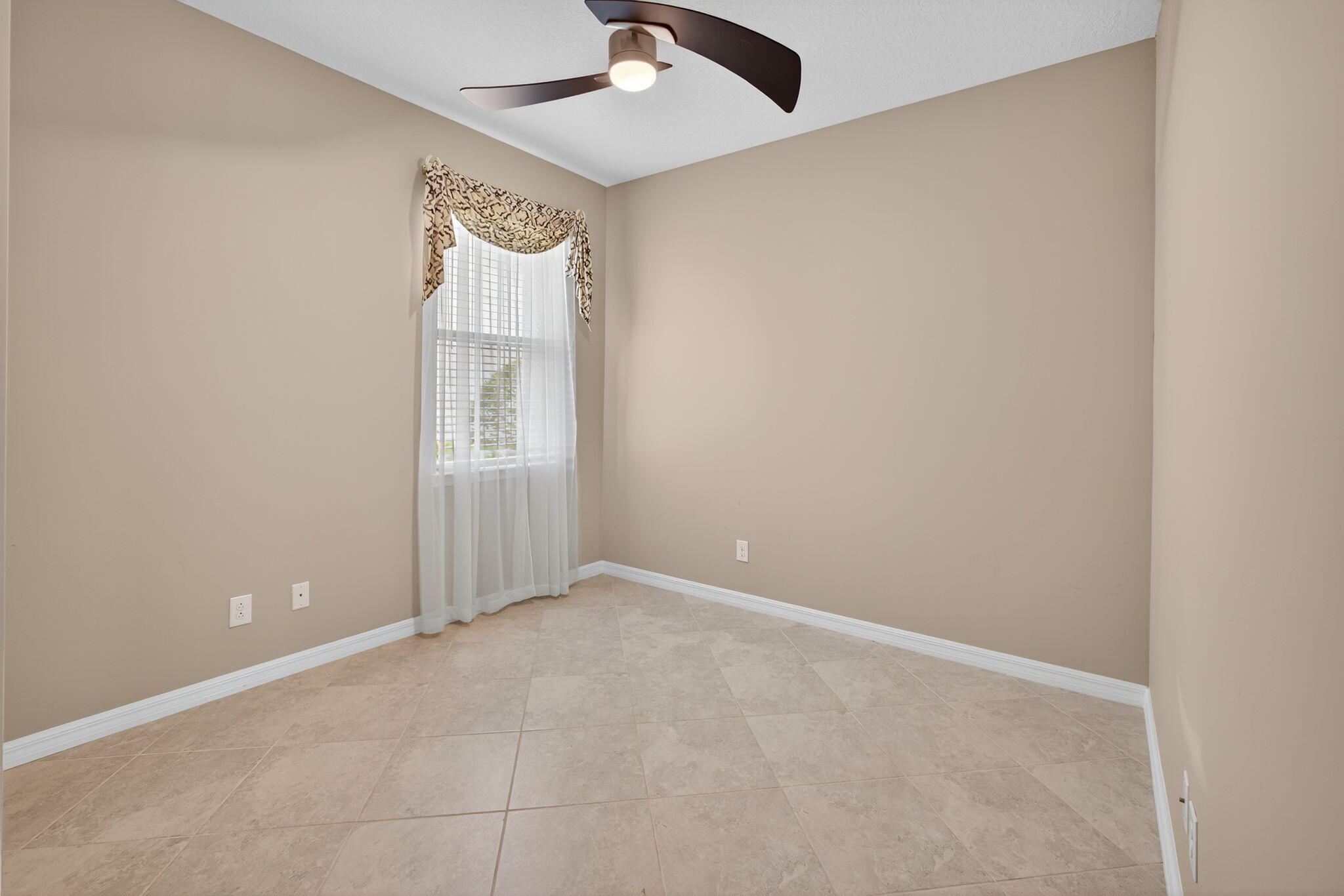 Port Saint Lucie, Florida, 34984, United States, 3 Bedrooms Bedrooms, ,2 BathroomsBathrooms,Residential,For Sale,1895716