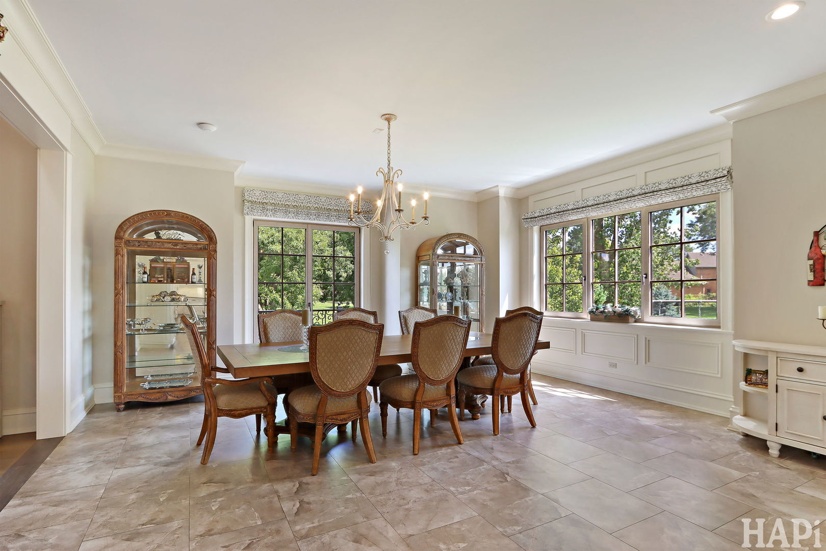 South Barrington, Illinois, 60010, United States, 5 Bedrooms Bedrooms, ,6 BathroomsBathrooms,Residential,For Sale,1947968