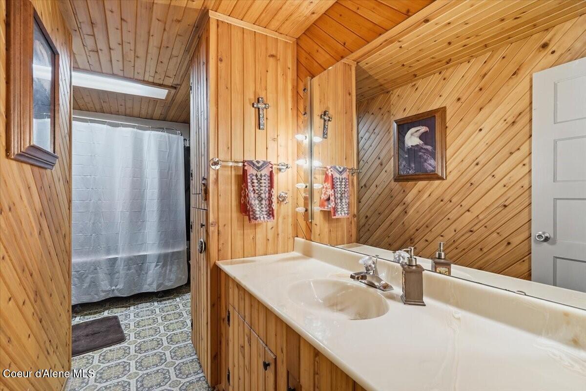 Coeur d'Alene, Idaho, 83814, United States, 3 Bedrooms Bedrooms, ,Residential,For Sale,2012334