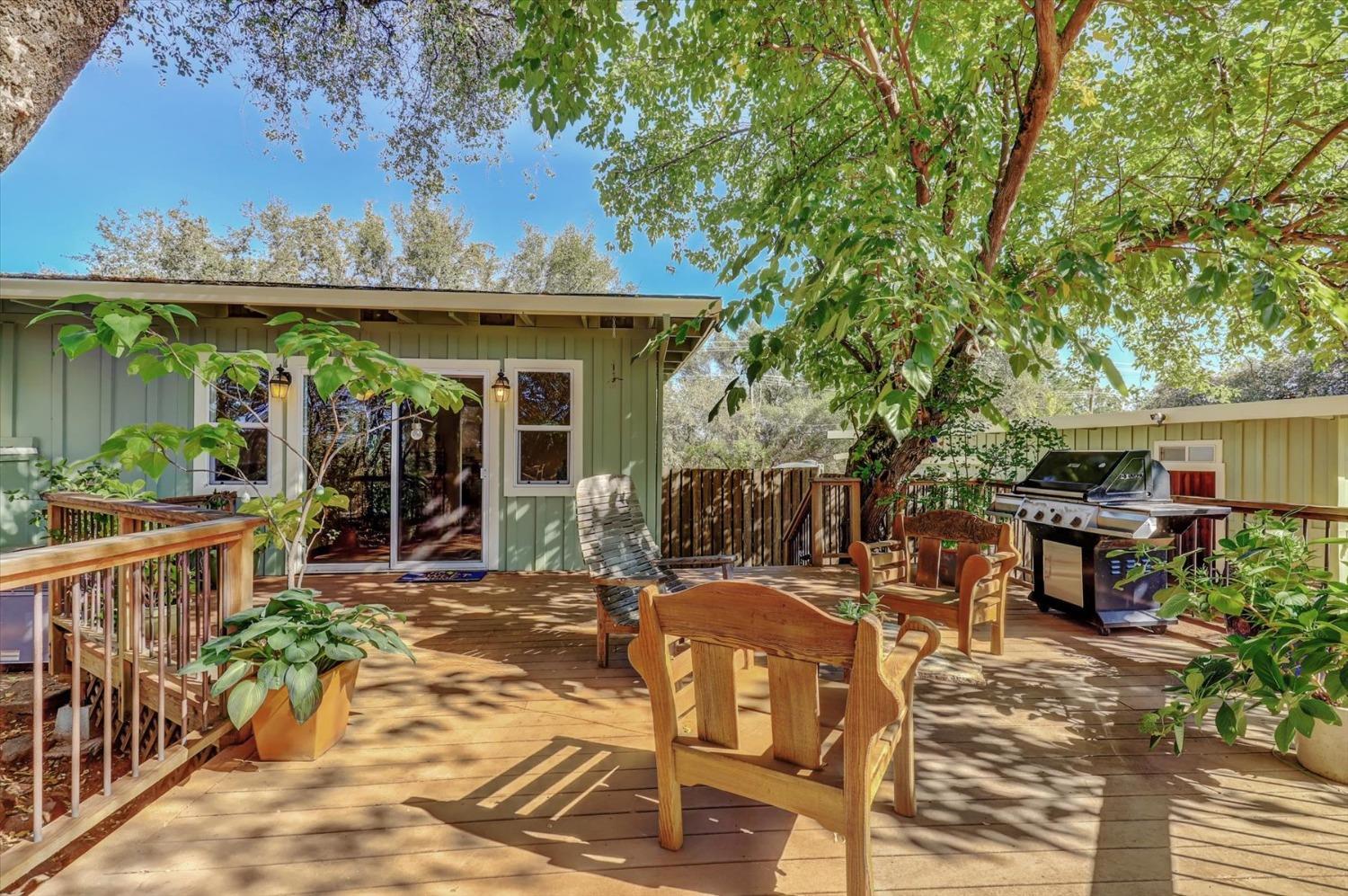 11709 Rough And Ready Road, Rough and Ready, California, 95975, United States, 2 Bedrooms Bedrooms, ,2 BathroomsBathrooms,Residential,For Sale,11709 Rough And Ready Road,1622564