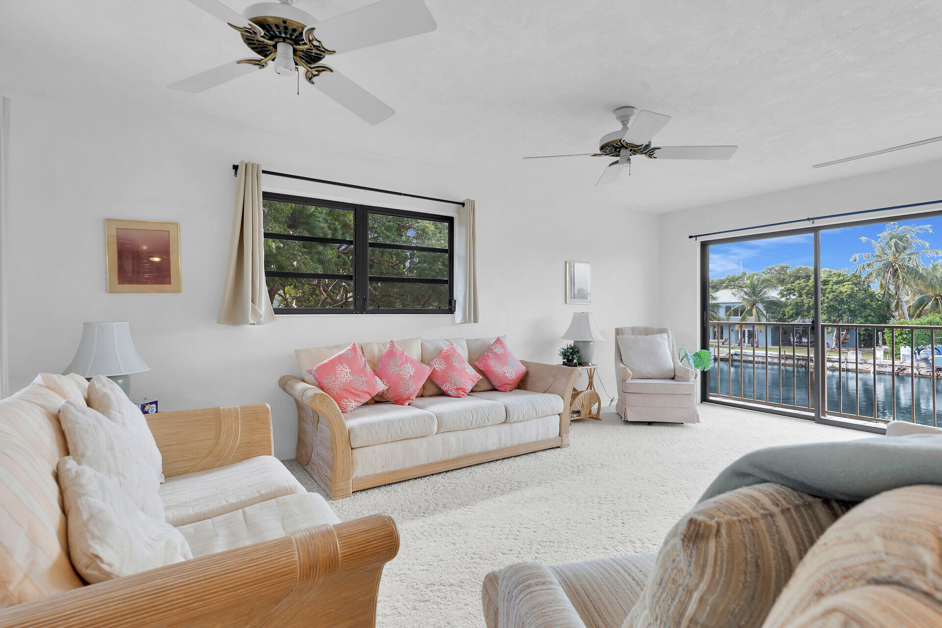 ISLAMORADA, Florida, 33036, United States, 2 Bedrooms Bedrooms, ,2 BathroomsBathrooms,Residential,For Sale,1988156