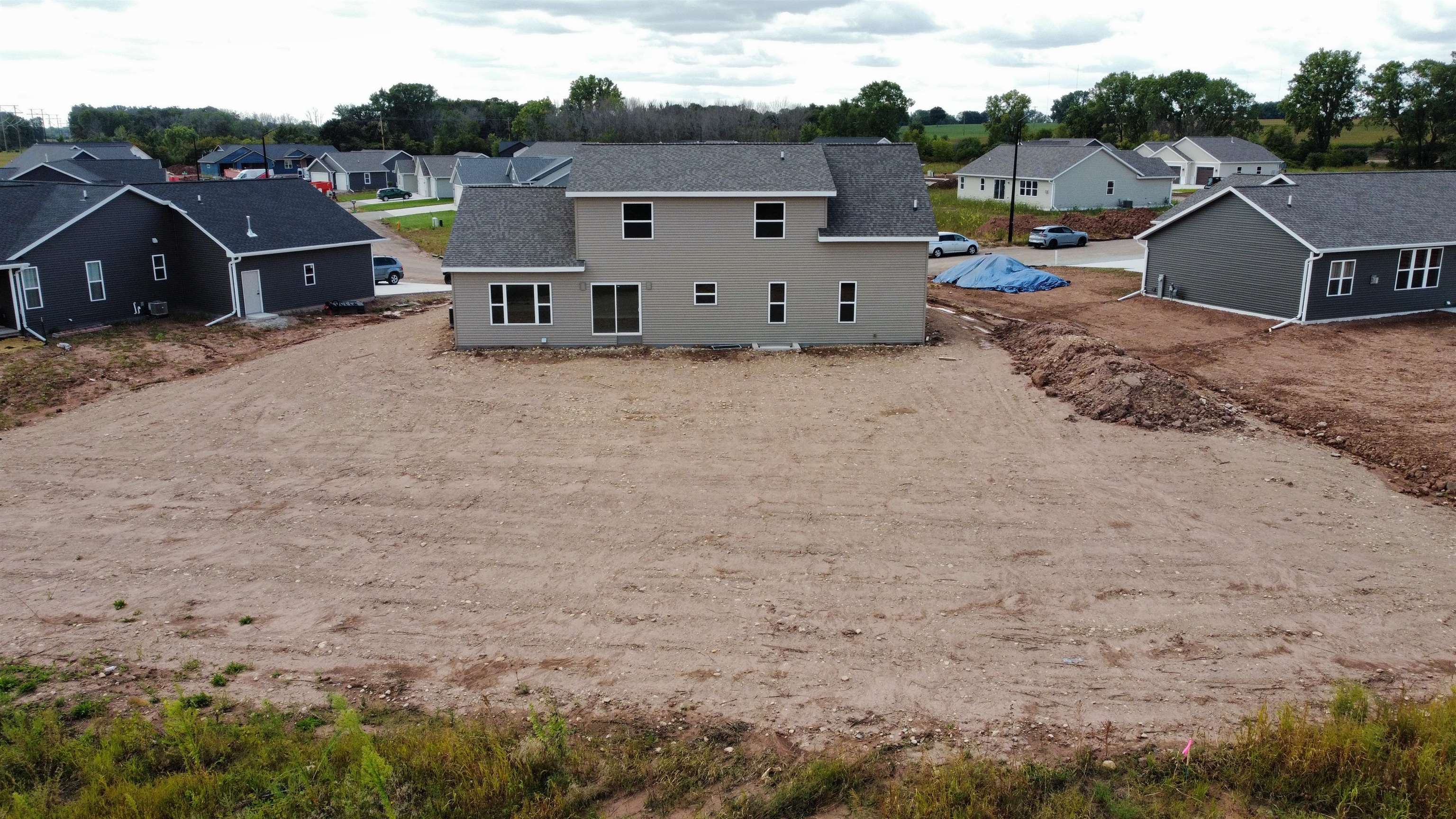 NEENAH, Wisconsin, 54956, United States, 4 Bedrooms Bedrooms, ,3 BathroomsBathrooms,Residential,For Sale,1941791
