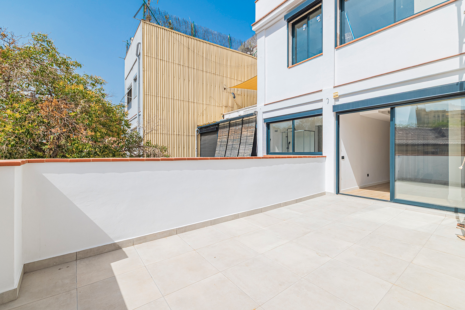  Fantastic flat with terrace in refurbished building with elevator - 物件實景
