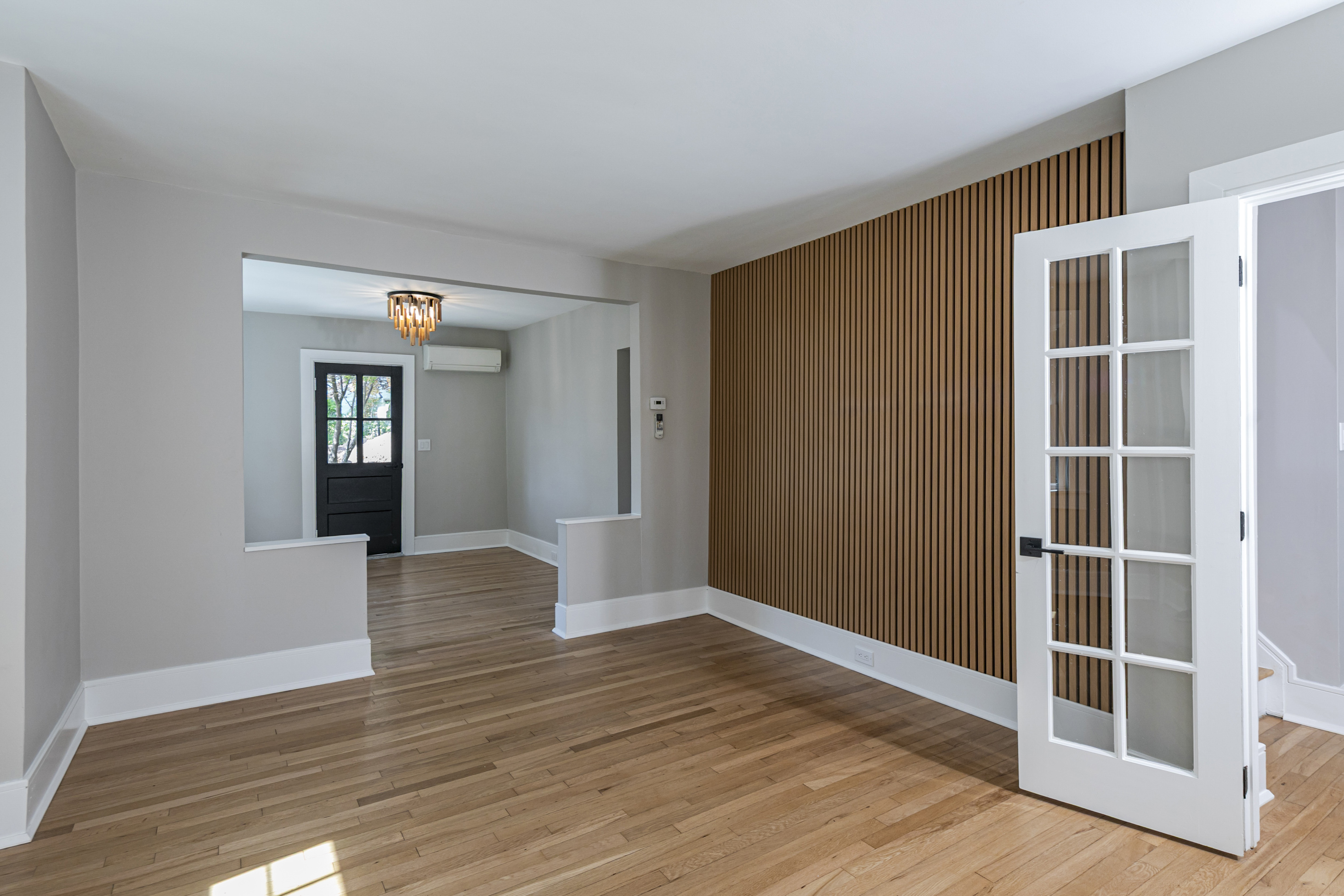  Smartly Updated Vintage Home with a Perfect Location - 物件實景