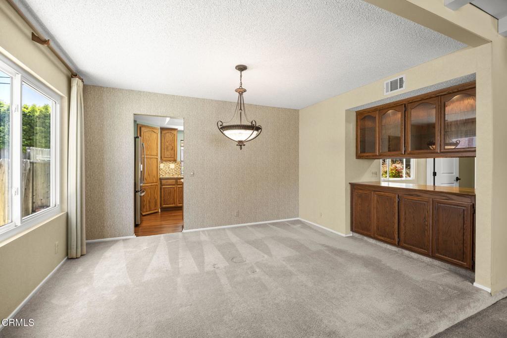 Ventura, California, 93004, United States, 4 Bedrooms Bedrooms, ,3 BathroomsBathrooms,Residential,For Sale,1865622