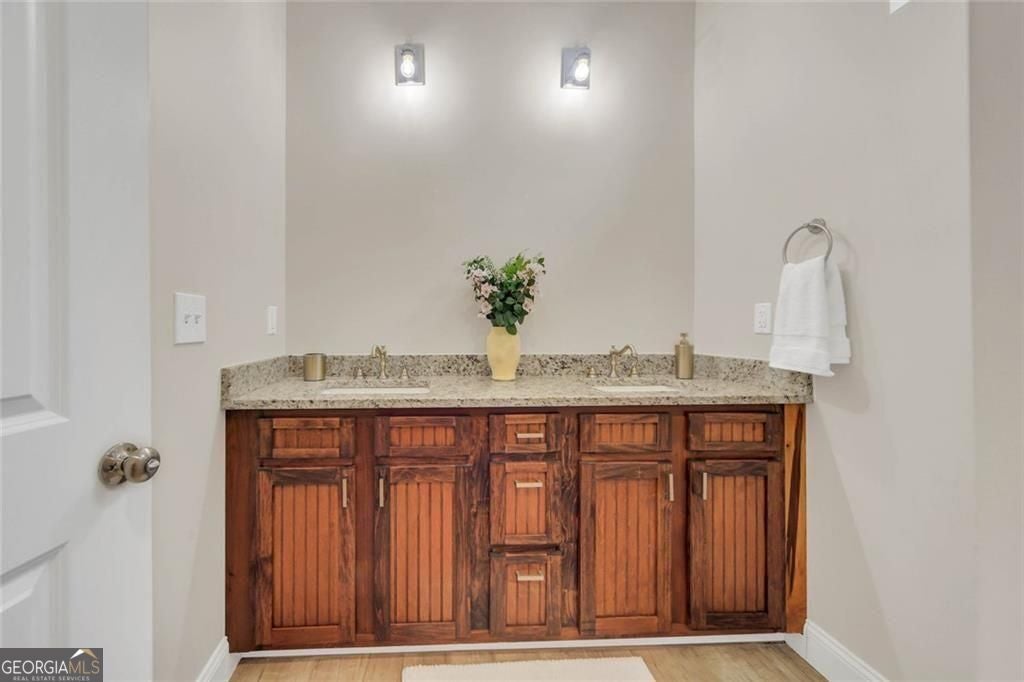 Stone Mountain, Georgia, 30083, United States, 4 Bedrooms Bedrooms, ,4 BathroomsBathrooms,Residential,For Sale,2038047