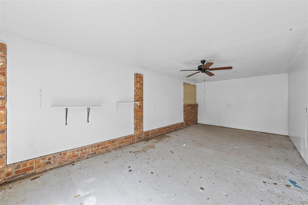 Woodway, Texas, 76712, United States, 5 Bedrooms Bedrooms, ,3 BathroomsBathrooms,Residential,For Sale,1890090