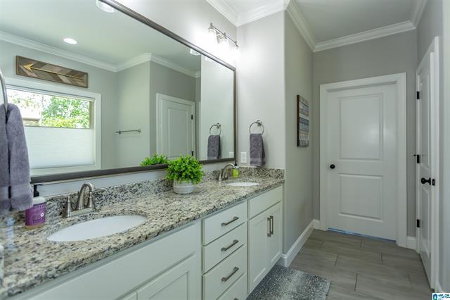 Pelham, Alabama, 35124, United States, 5 Bedrooms Bedrooms, ,3 BathroomsBathrooms,Residential,For Sale,1977280