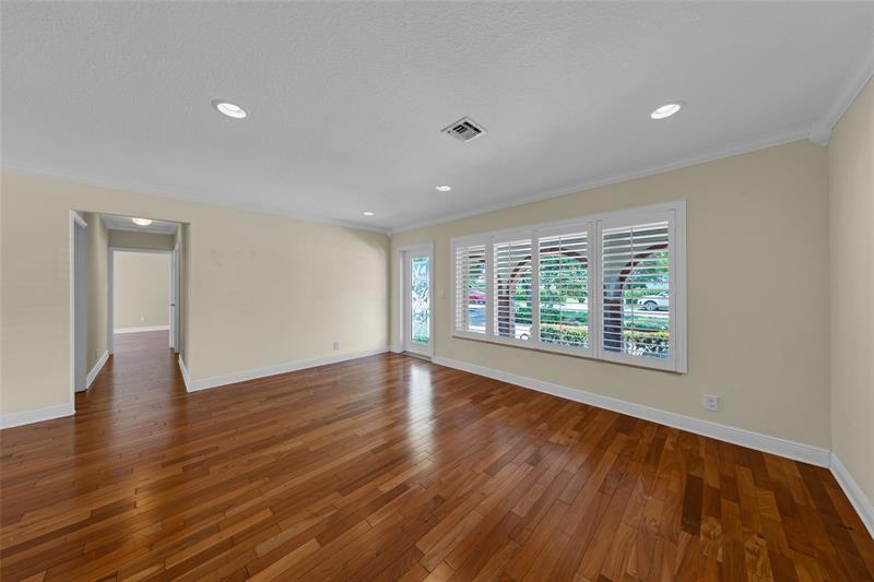 Fort Lauderdale, Florida, 33308, United States, 2 Bedrooms Bedrooms, ,2 BathroomsBathrooms,Residential,For Sale,1890163