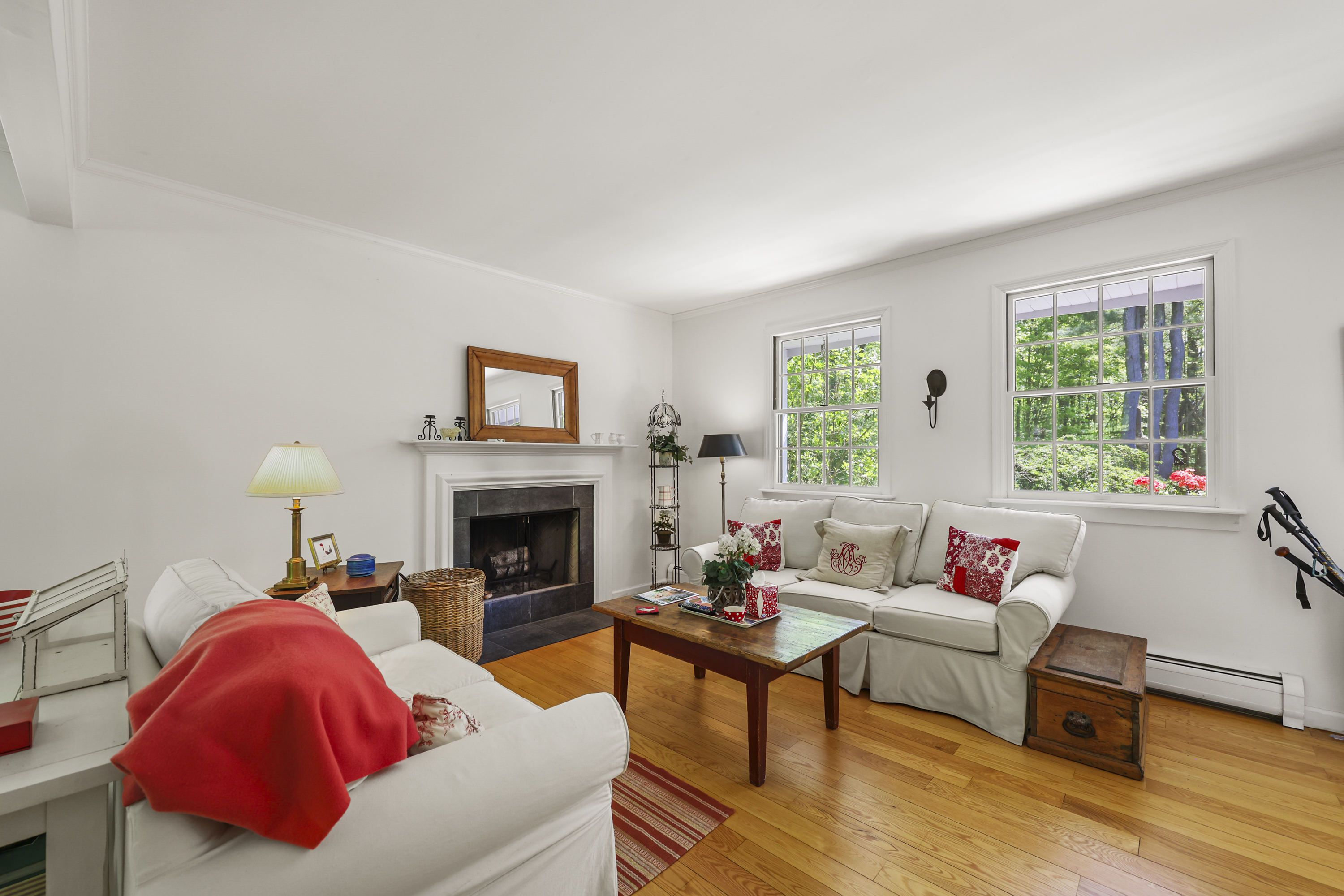  MODERN COMFORT MEETS TIMELESS NEW ENGLAND FARMHOUSE CHARM - 物件實景