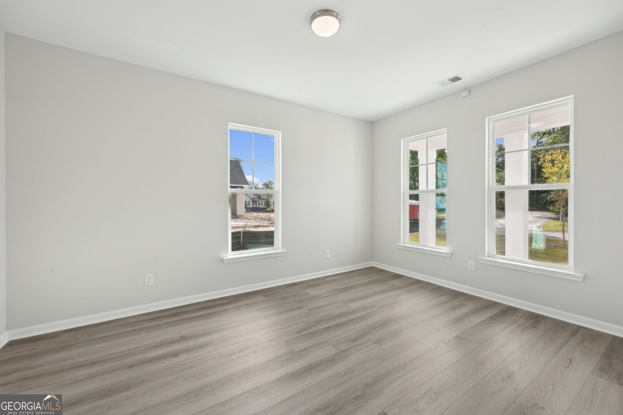 St. Marys, Georgia, 31558, United States, 4 Bedrooms Bedrooms, ,3 BathroomsBathrooms,Residential,For Sale,1962836