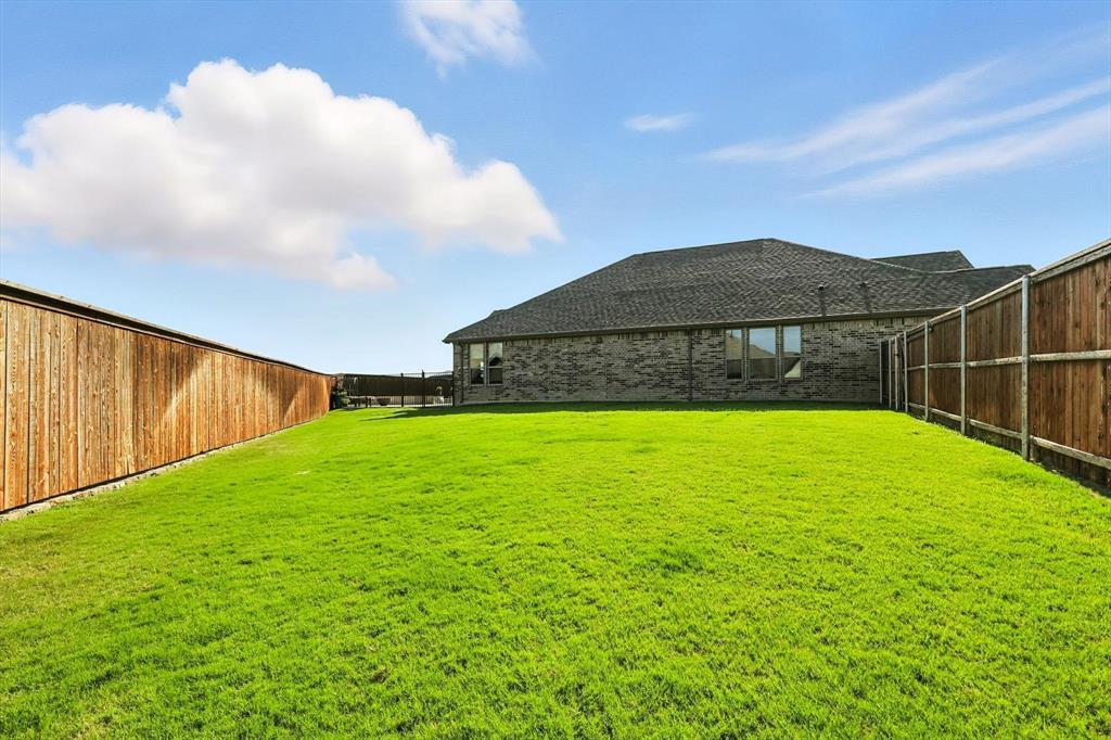 Little Elm, Texas, 75068, United States, 4 Bedrooms Bedrooms, ,3 BathroomsBathrooms,Residential,For Sale,1905823