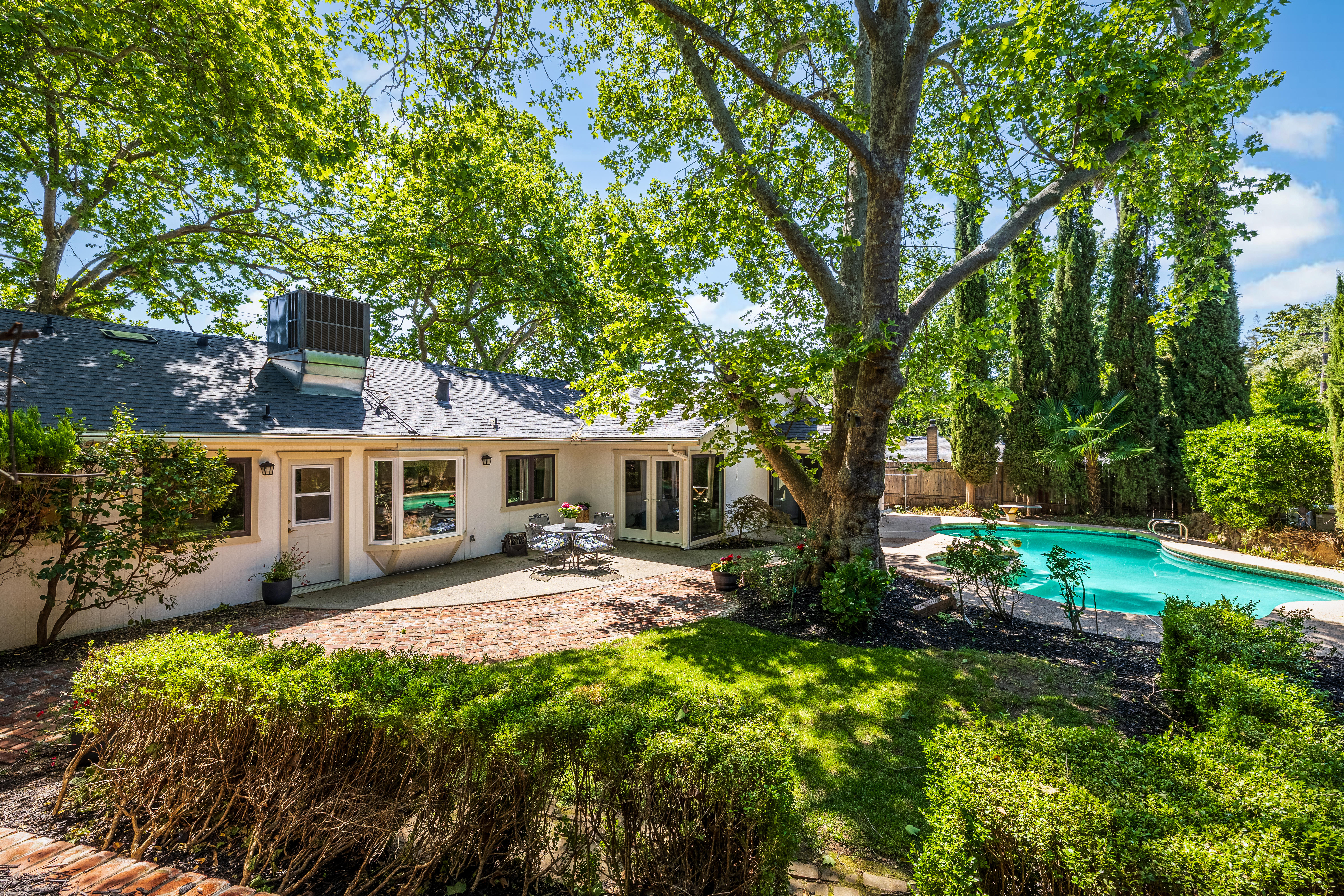  8535 Winding Way, Fair Oaks, CA 95628 - 物件實景