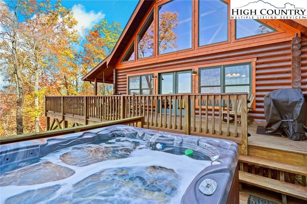 Ferguson, North Carolina, 28624, United States, 3 Bedrooms Bedrooms, ,2 BathroomsBathrooms,Residential,For Sale,1989940