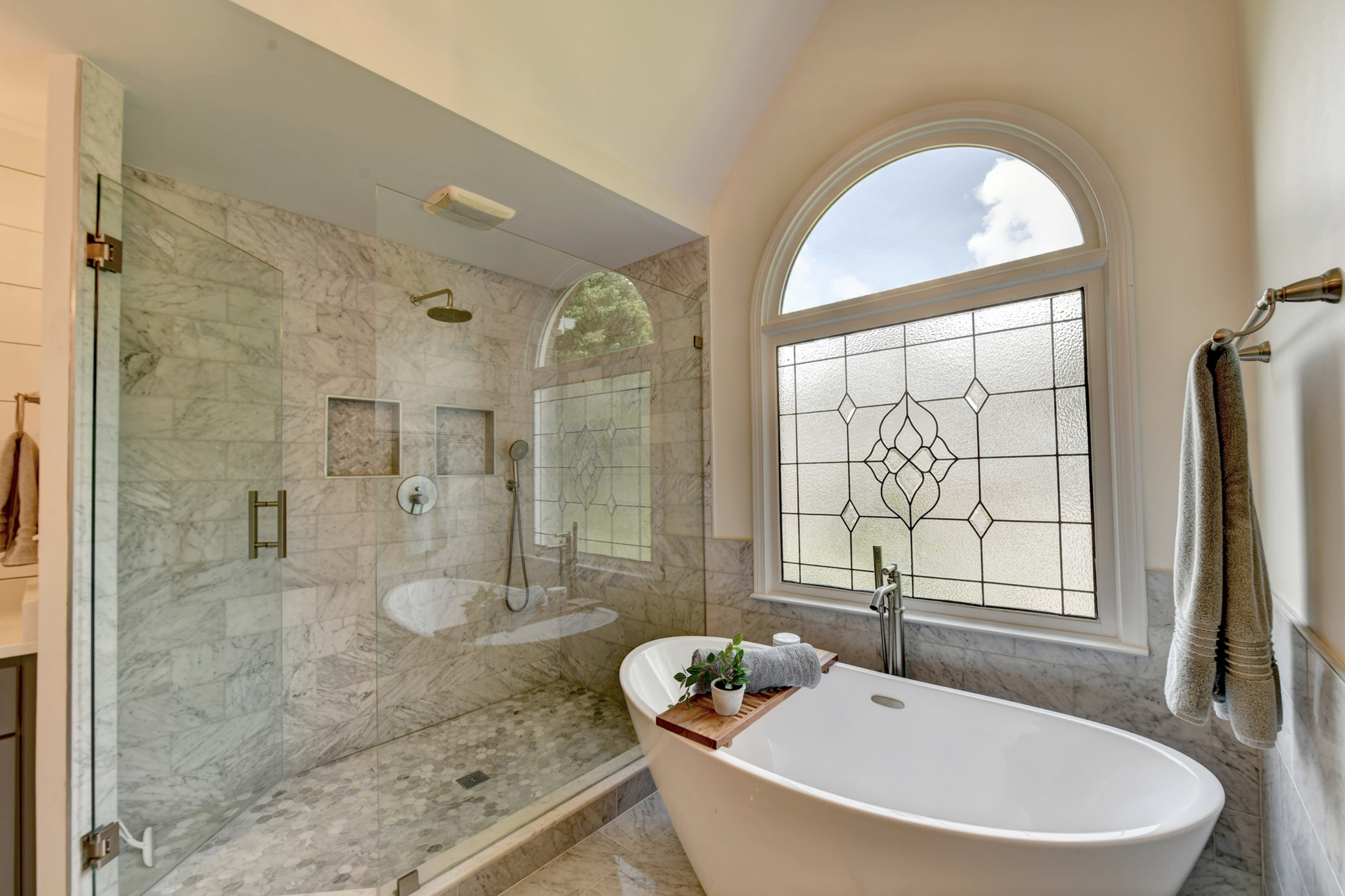  Stunning, Fully Renovated Glen Abbey Home Nestled in the Heart of Alpharetta - 物件實景