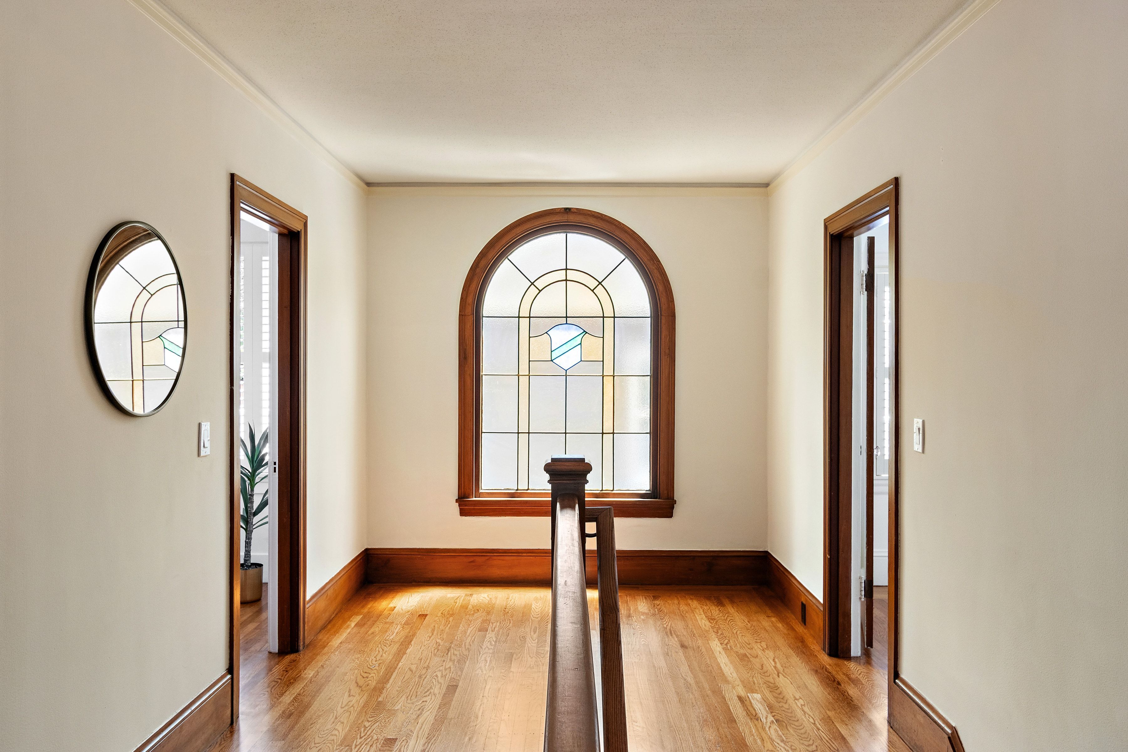  Classic Character Meets Modern Comfort in Crocker Highlands - 物件實景