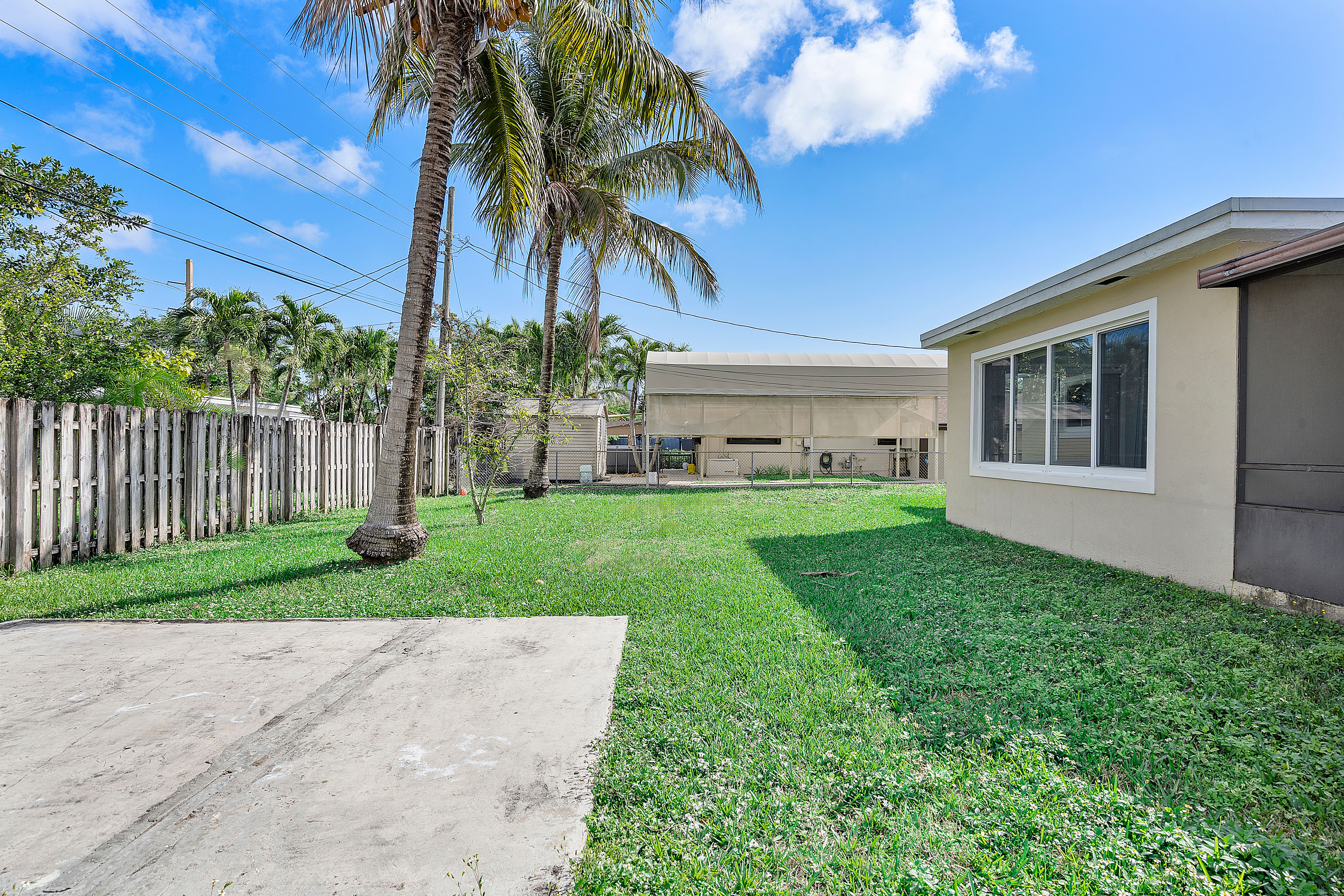  2475 NE 214th St, Aventura, FL, 33180 - 物件實景