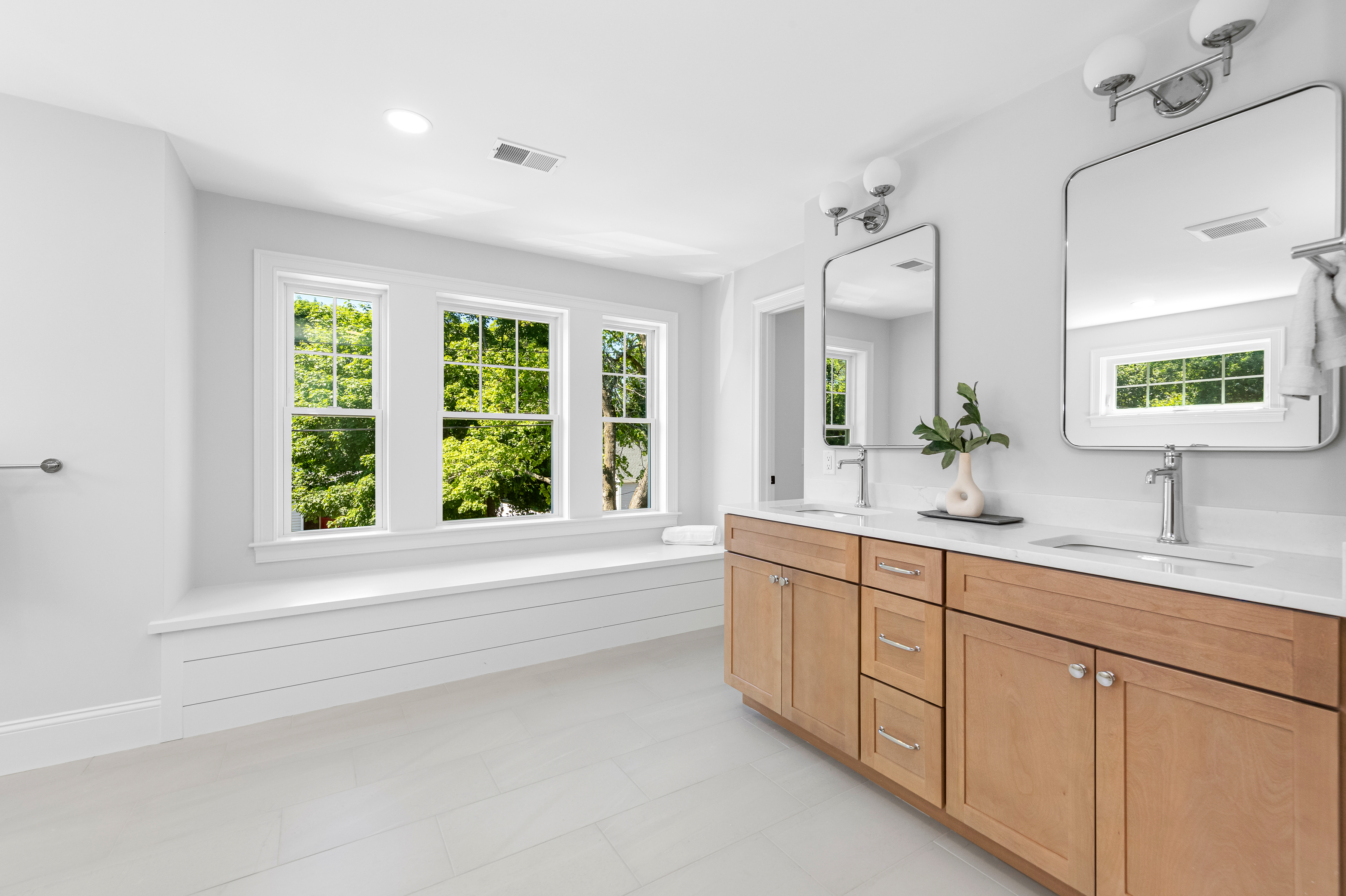  93 Hathaway Circle, Arlington, MA, 02476 - 物件實景
