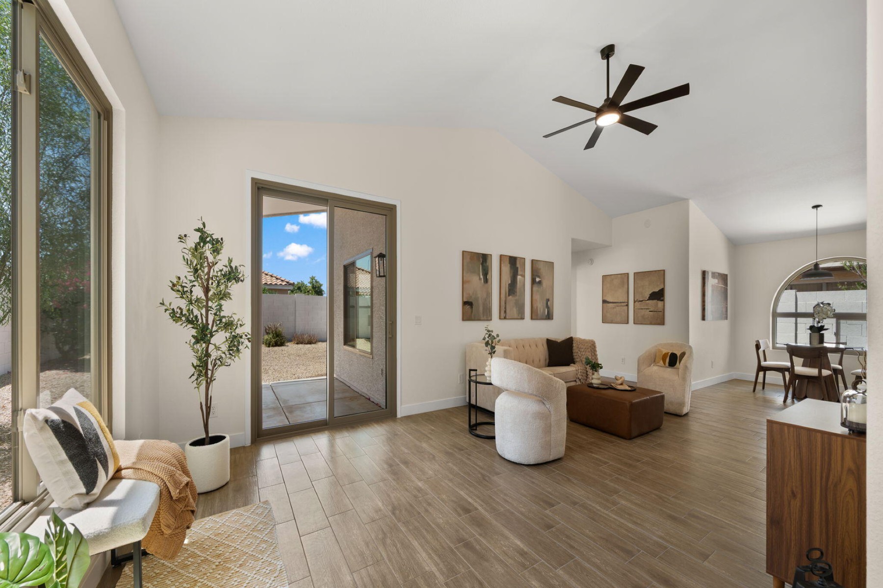  8241 E Portobello Avenue  Mesa, AZ - 物件實景