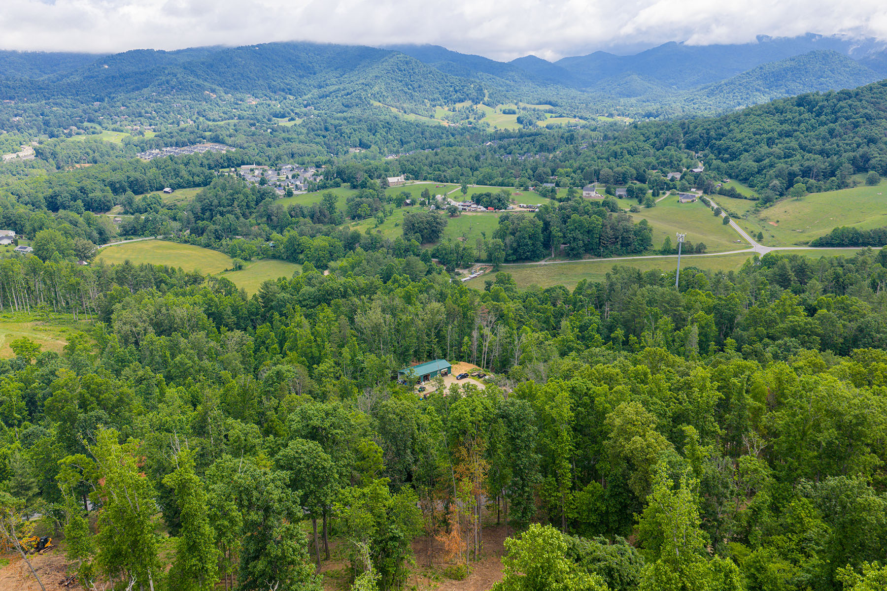  WEAVERVILLE - 物件實景